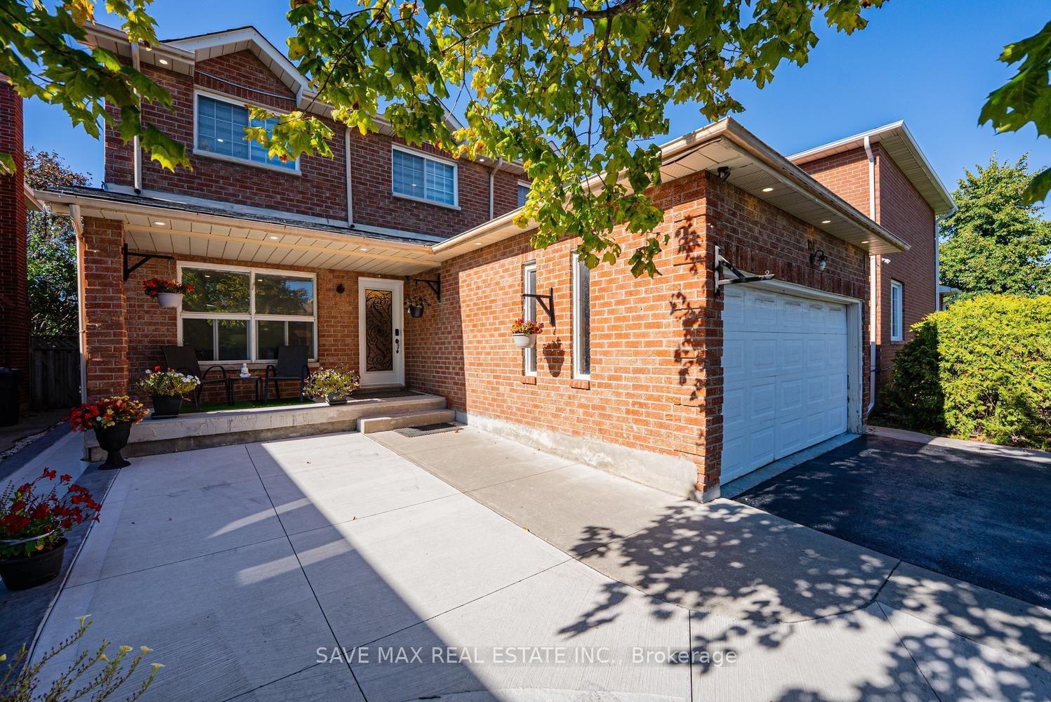 Photo 5 of 124 Wexford Road, Brampton, Heart Lake West — HOMEH