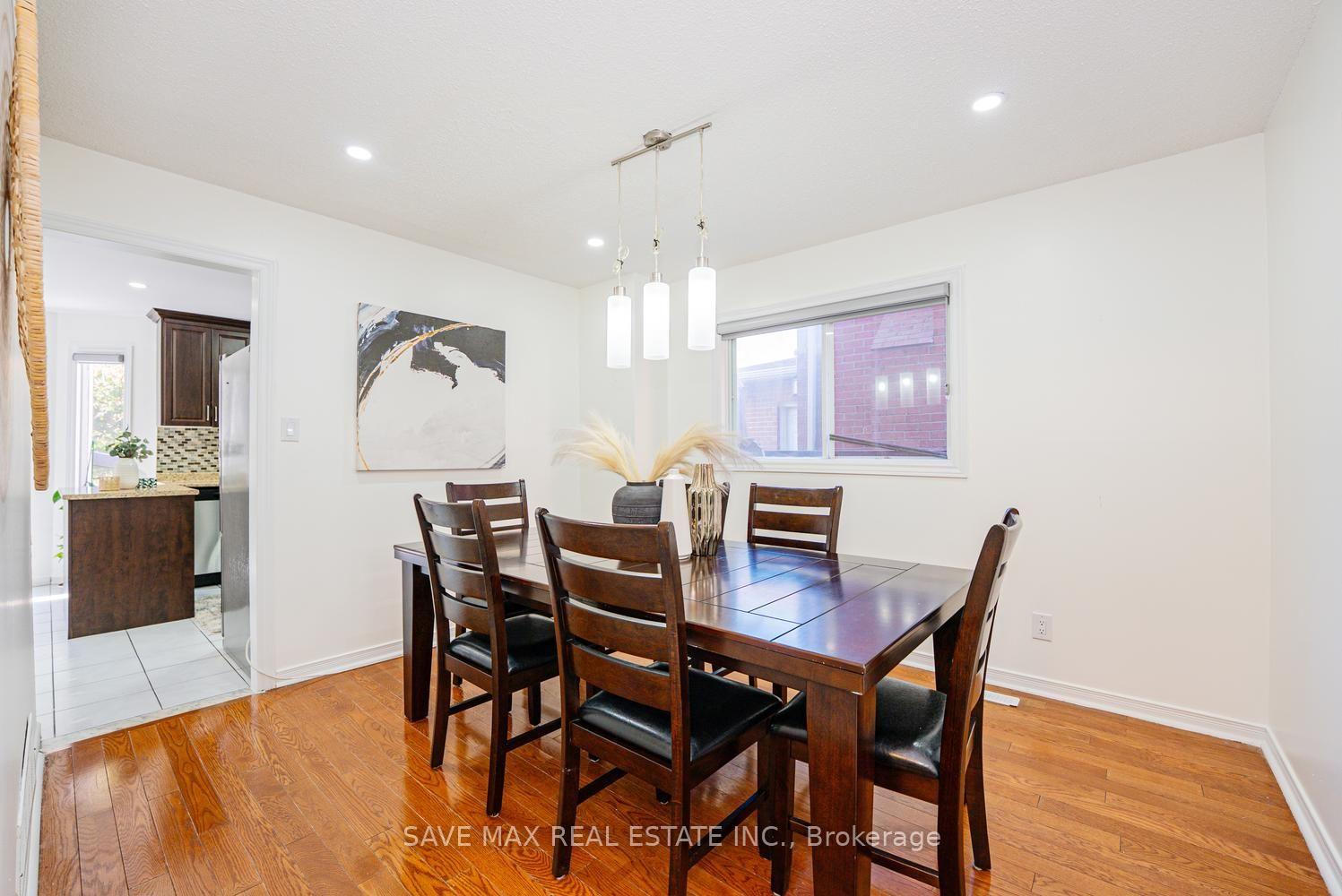 Photo 16 of 124 Wexford Road, Brampton, Heart Lake West — HOMEH