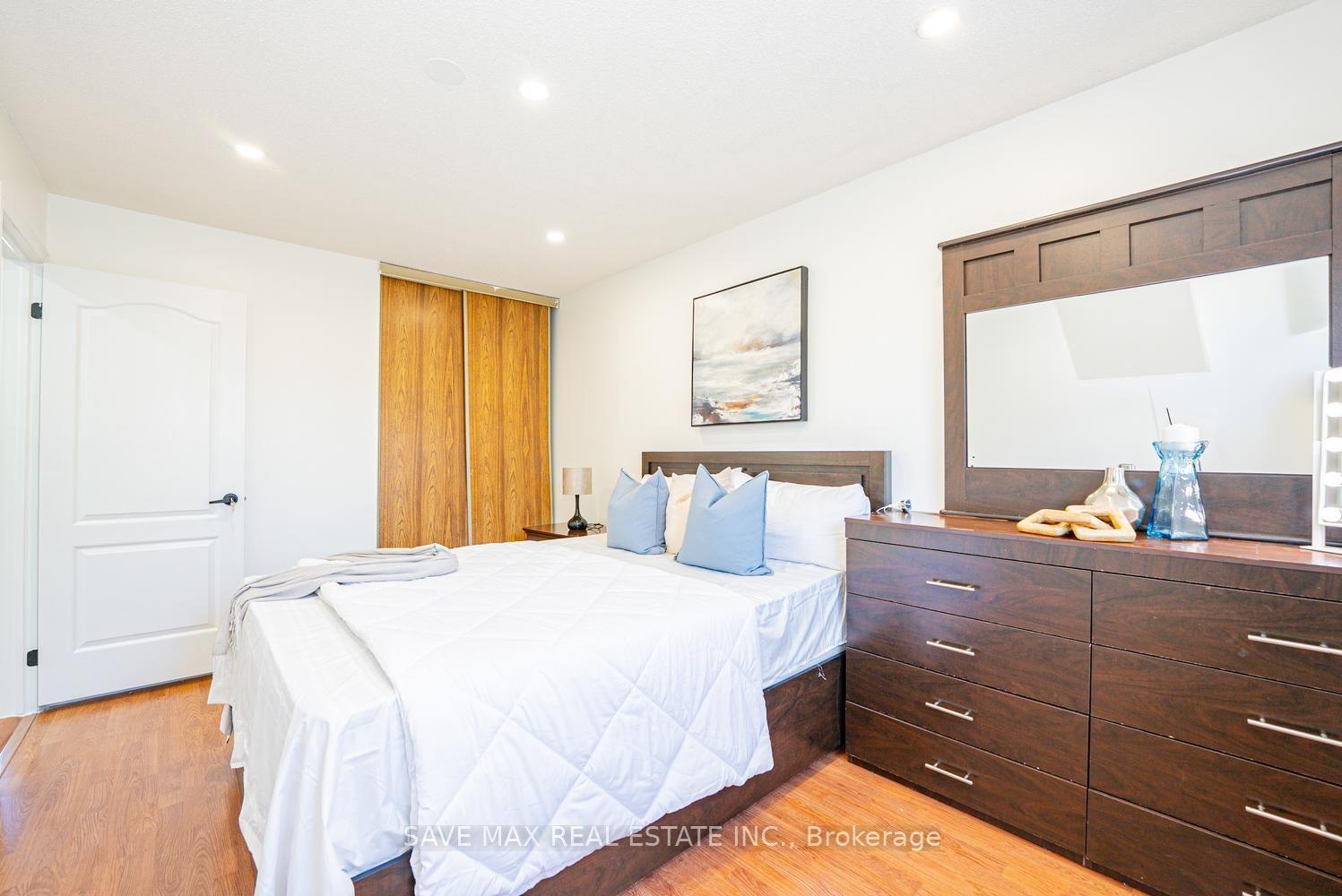Photo 26 of 124 Wexford Road, Brampton, Heart Lake West — HOMEH