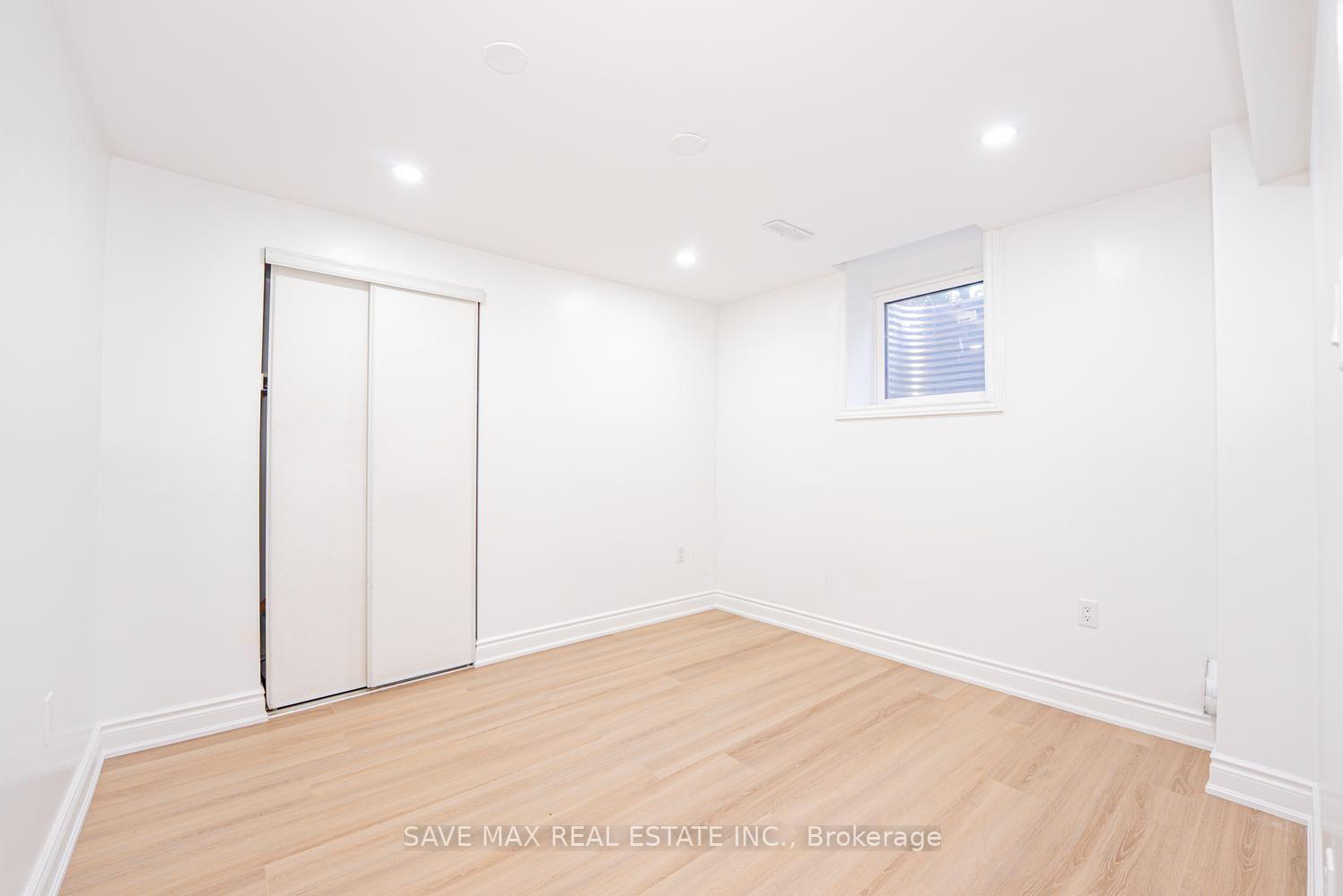 Photo 38 of 124 Wexford Road, Brampton, Heart Lake West — HOMEH