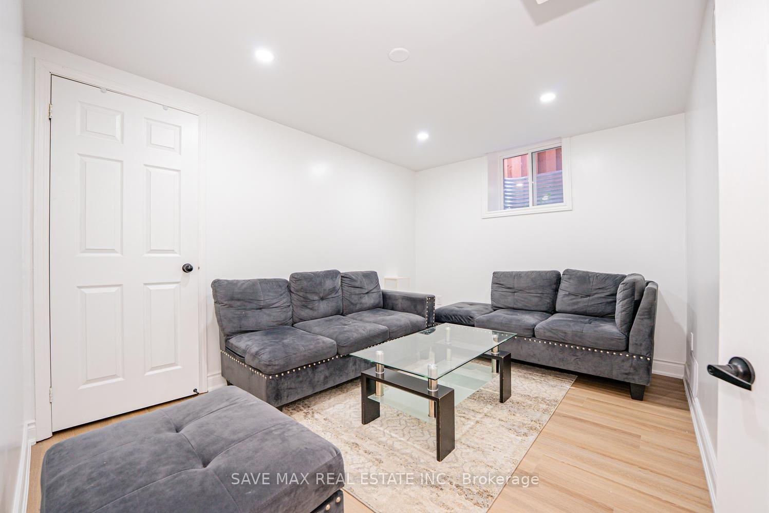 Photo 40 of 124 Wexford Road, Brampton, Heart Lake West — HOMEH