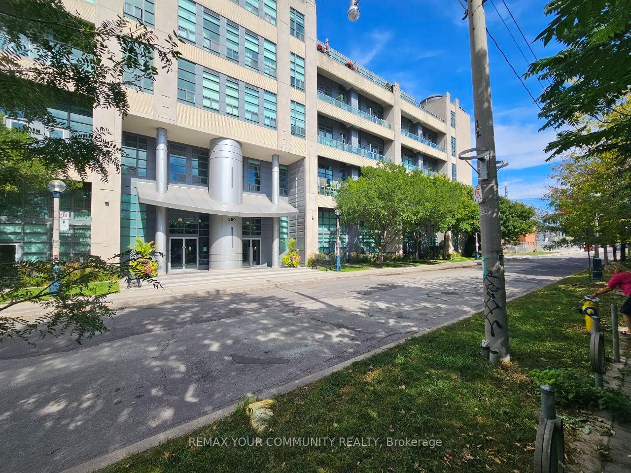 Photo 2 of Unit 210, 380 Macpherson Avenue, Toronto, Casa Loma — HOMEH