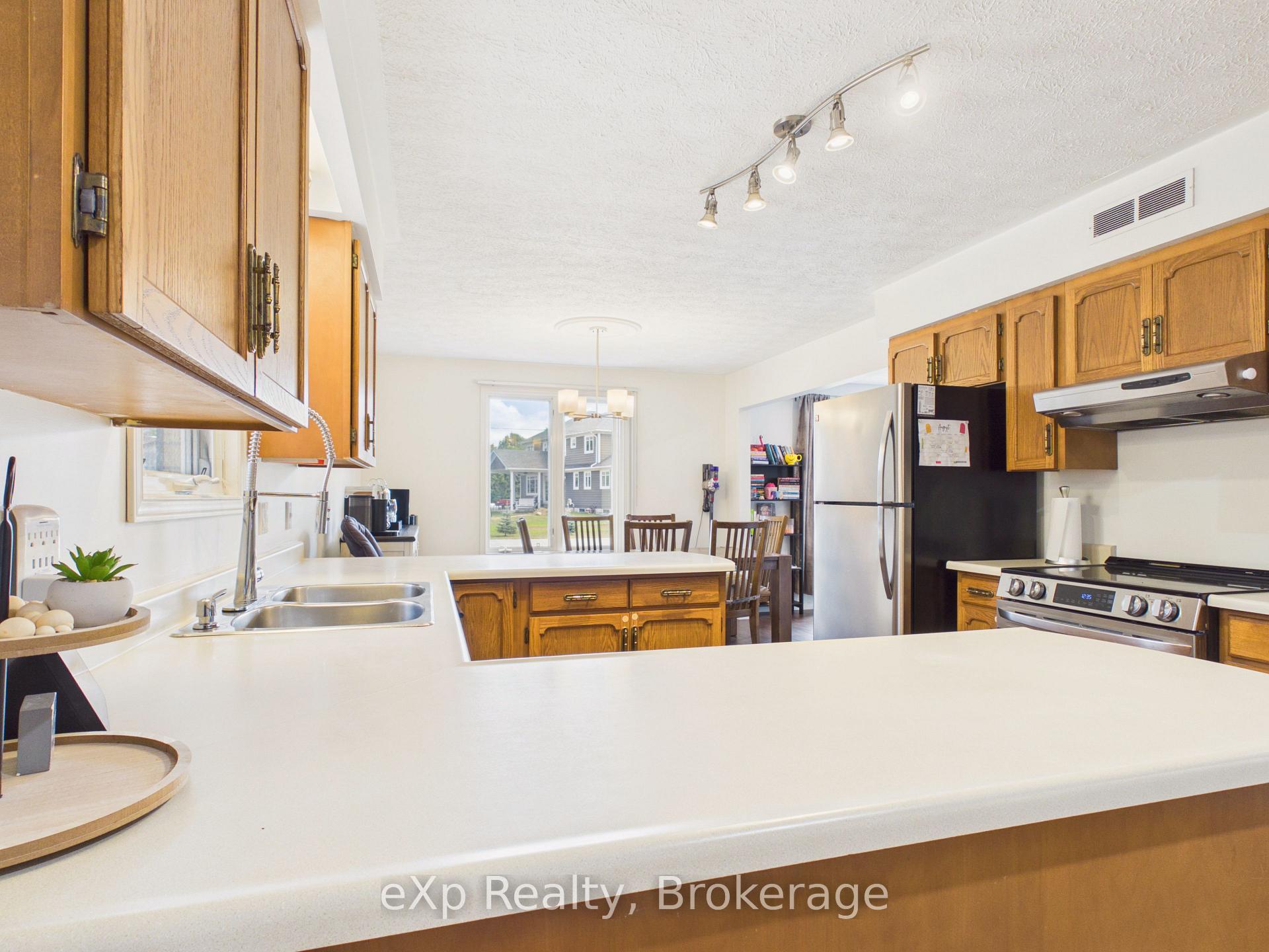 Photo 5 of 1103 Marietta Street, Howick — HOMEH