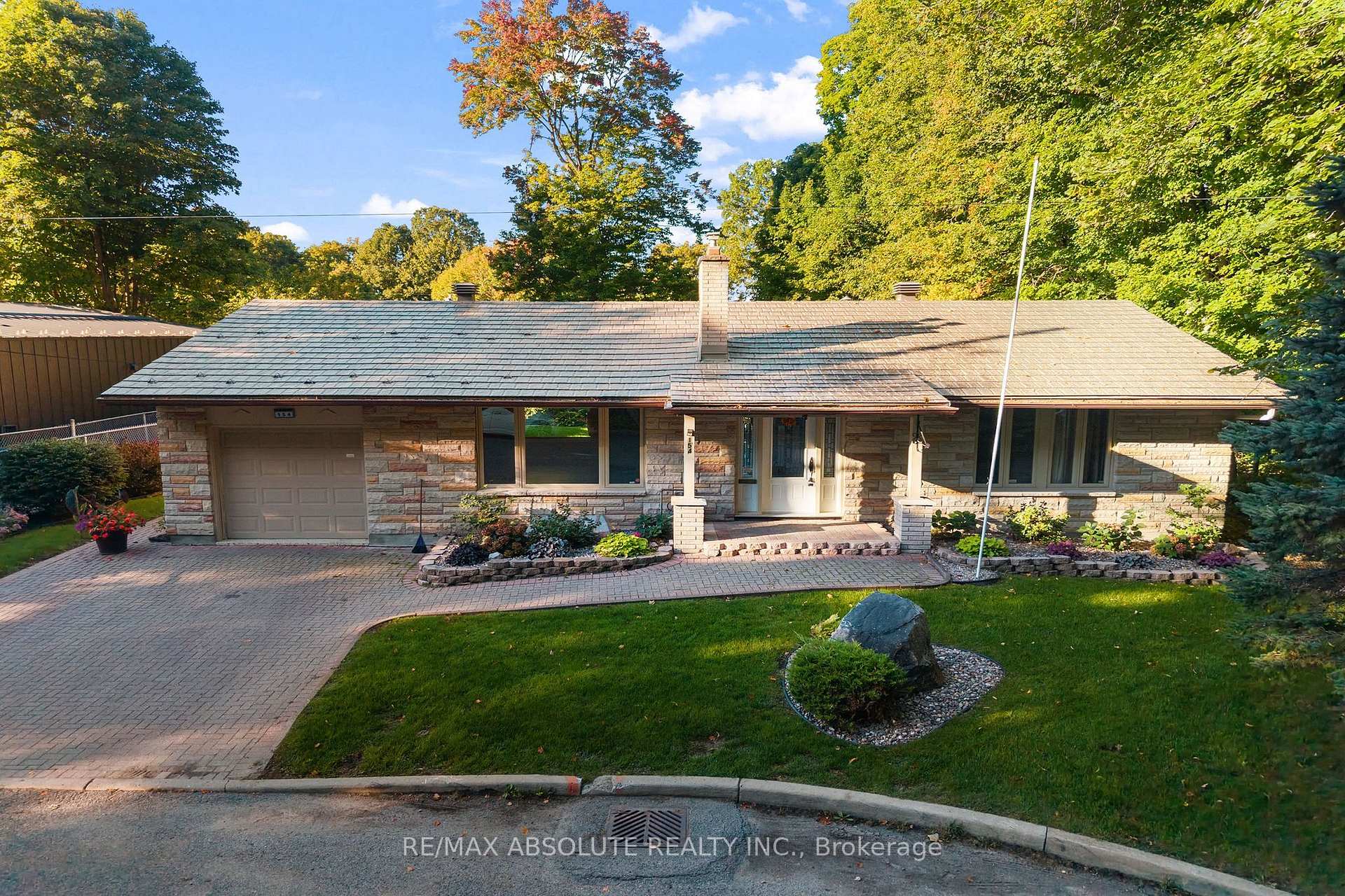 Photo of 154 Ottawa Street