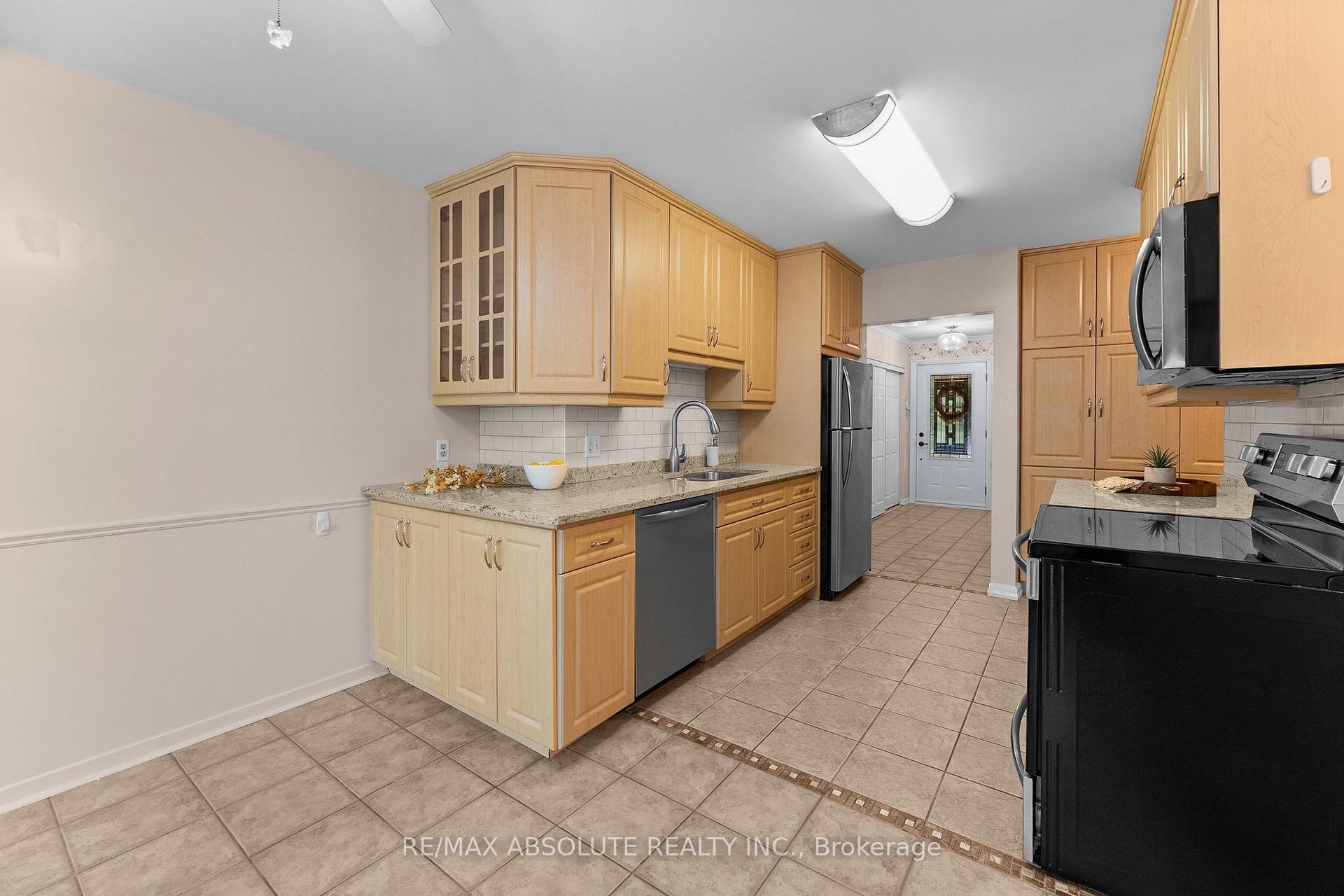 Photo 12 of 154 Ottawa Street, Arnprior, Arnprior — HOMEH