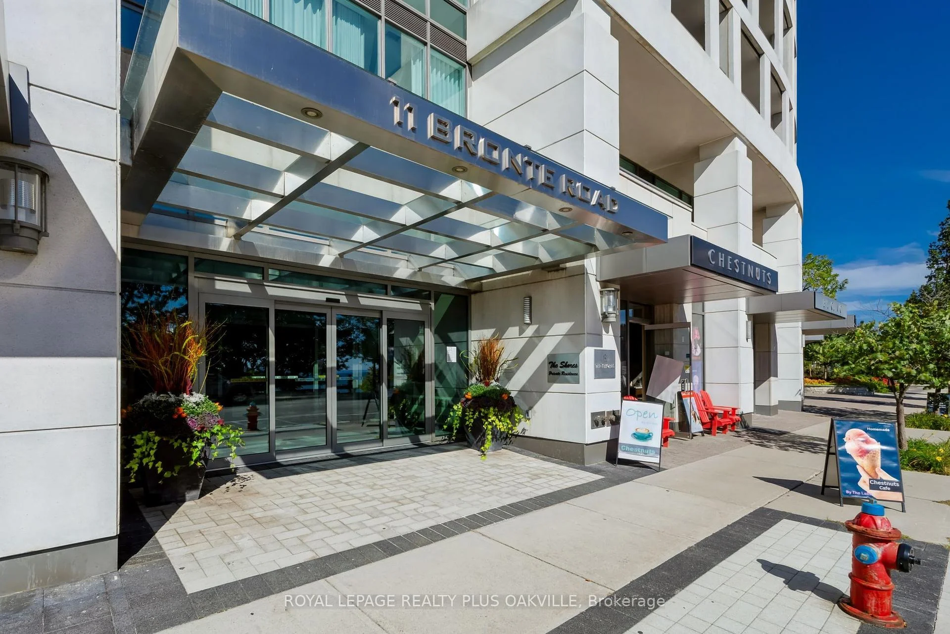 Photo 4 of Unit 508, 11 Bronte Road, Oakville, Bronte — HOMEH