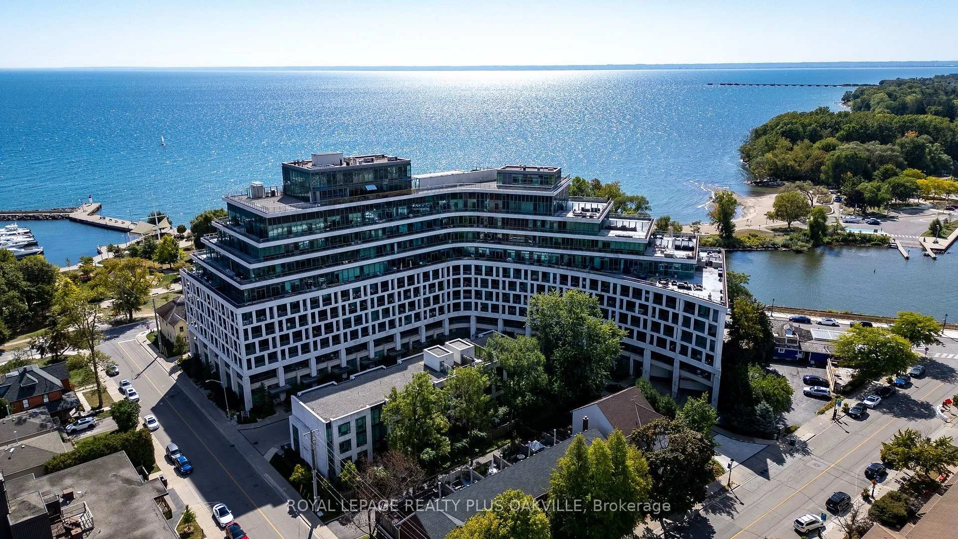 Photo 5 of Unit 508, 11 Bronte Road, Oakville, Bronte — HOMEH