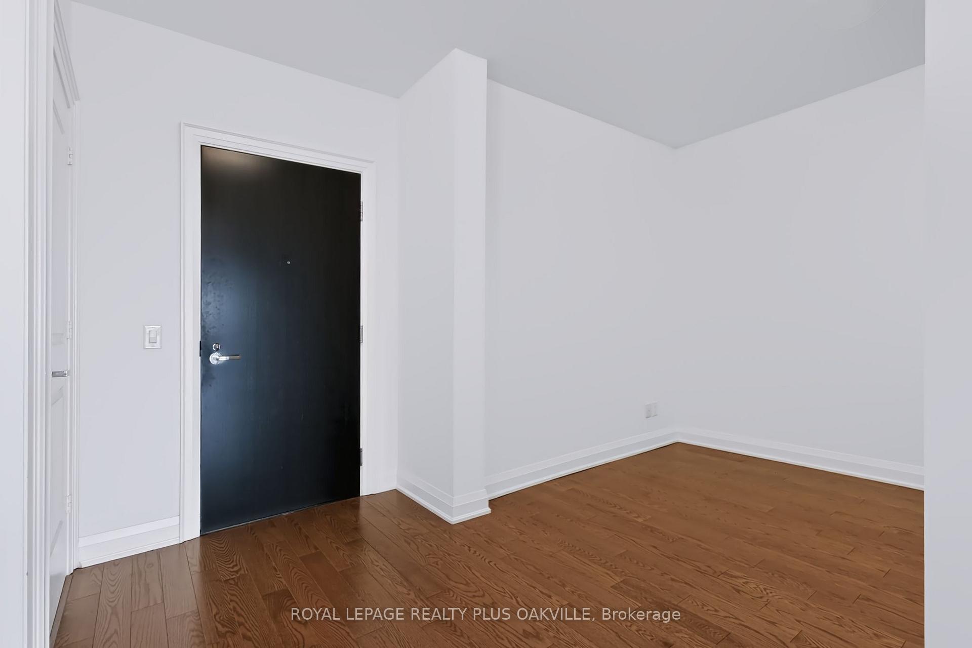 Photo 12 of Unit 508, 11 Bronte Road, Oakville, Bronte — HOMEH