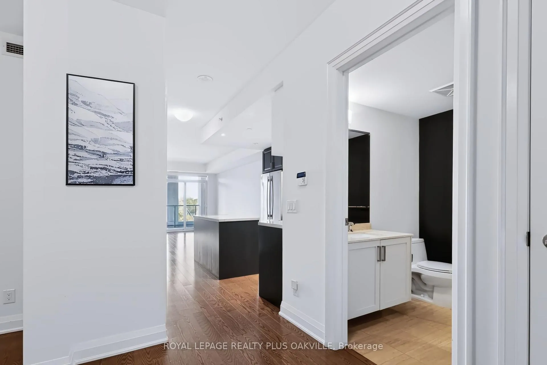 Photo 18 of Unit 508, 11 Bronte Road, Oakville, Bronte — HOMEH