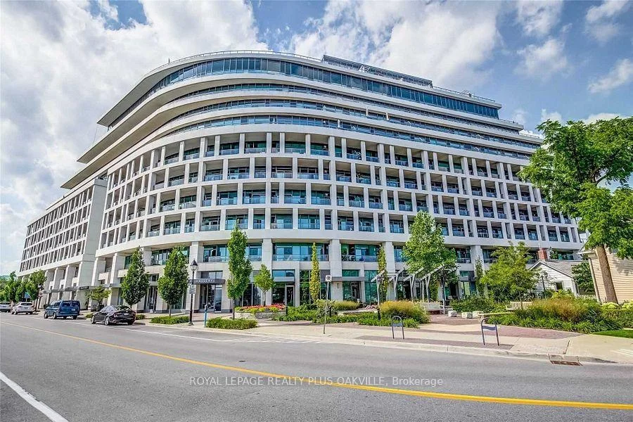 Photo 2 of Unit 508, 11 Bronte Road, Oakville, Bronte — HOMEH