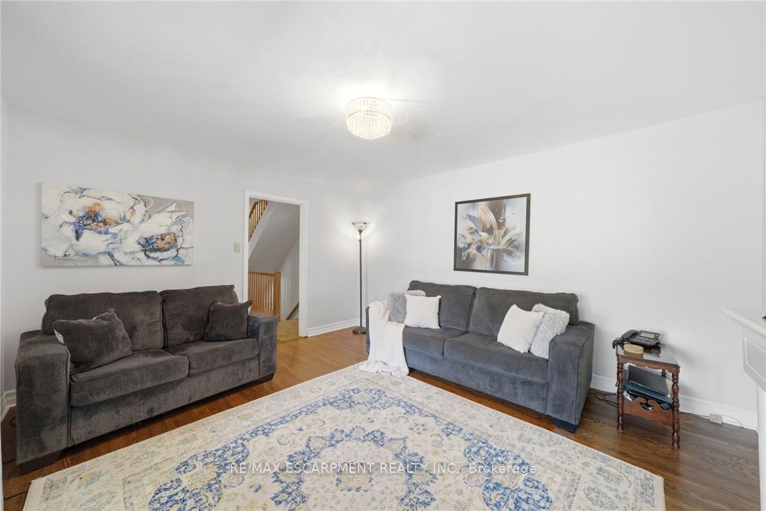 Photo 21 of 6 Summit Circle, Norfolk, Simcoe — HOMEH