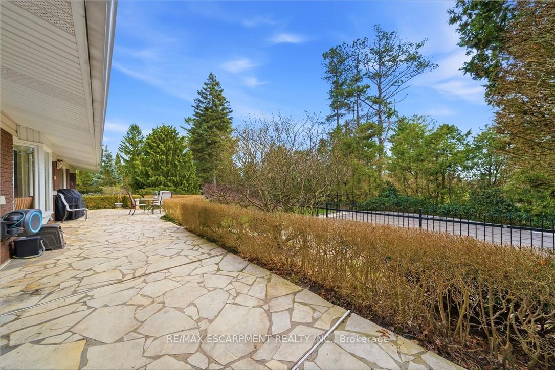 Photo 37 of 6 Summit Circle, Norfolk, Simcoe — HOMEH