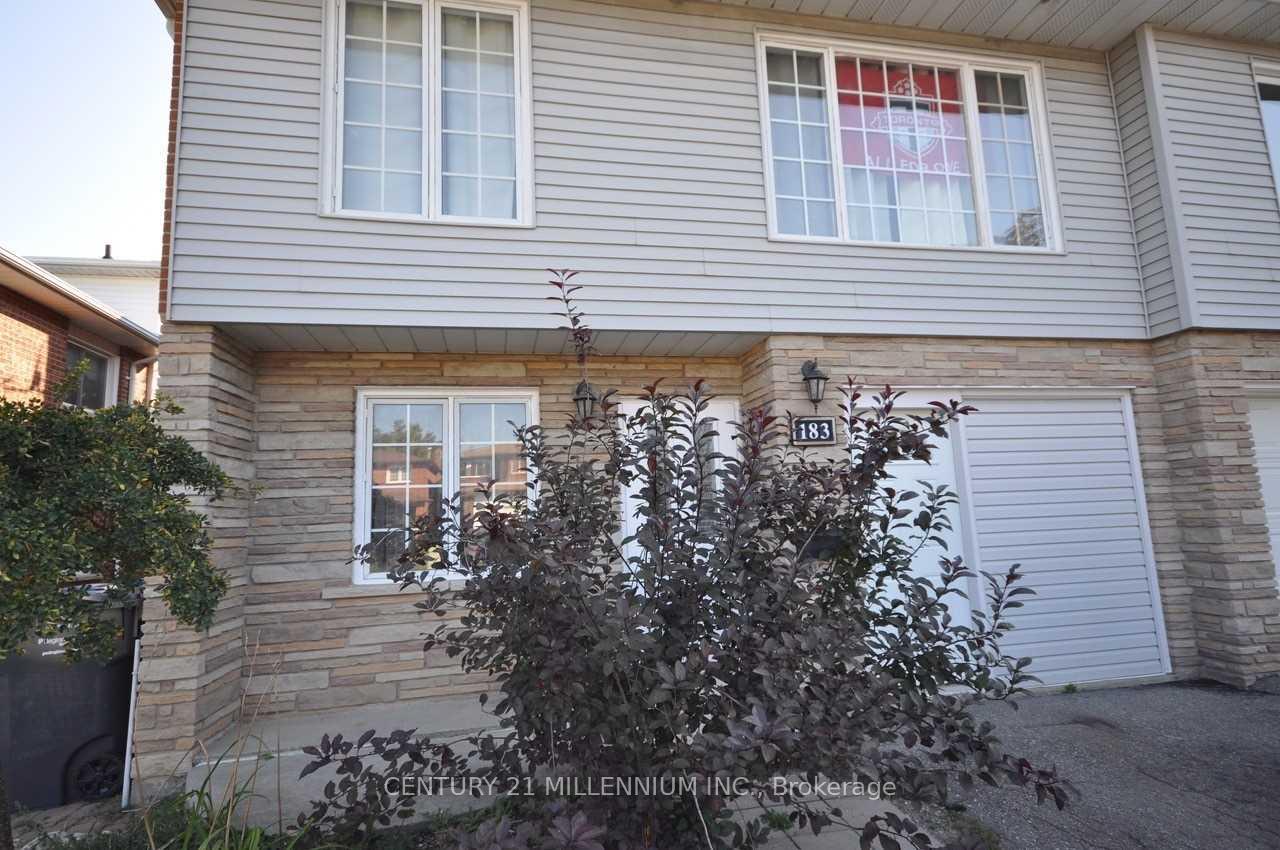 Photo 2 of Unit Main-Fl, 183 Harold Street, Brampton, Brampton South — HOMEH