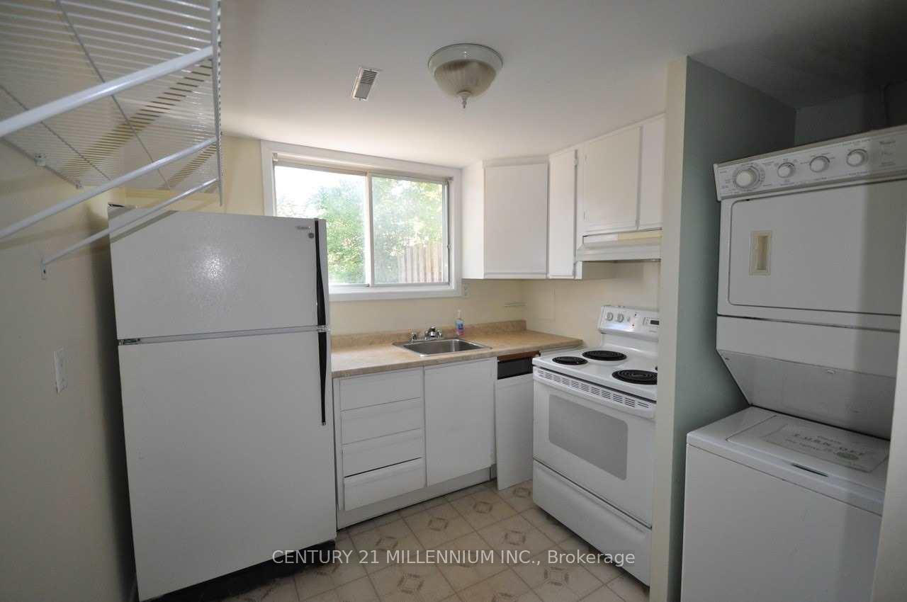 Photo 5 of Unit Main-Fl, 183 Harold Street, Brampton, Brampton South — HOMEH
