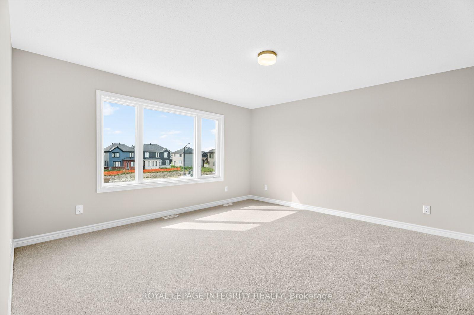 Photo 19 of 335 Les Emmerson Drive, Ottawa, Barrhaven - Heritage Park — HOMEH