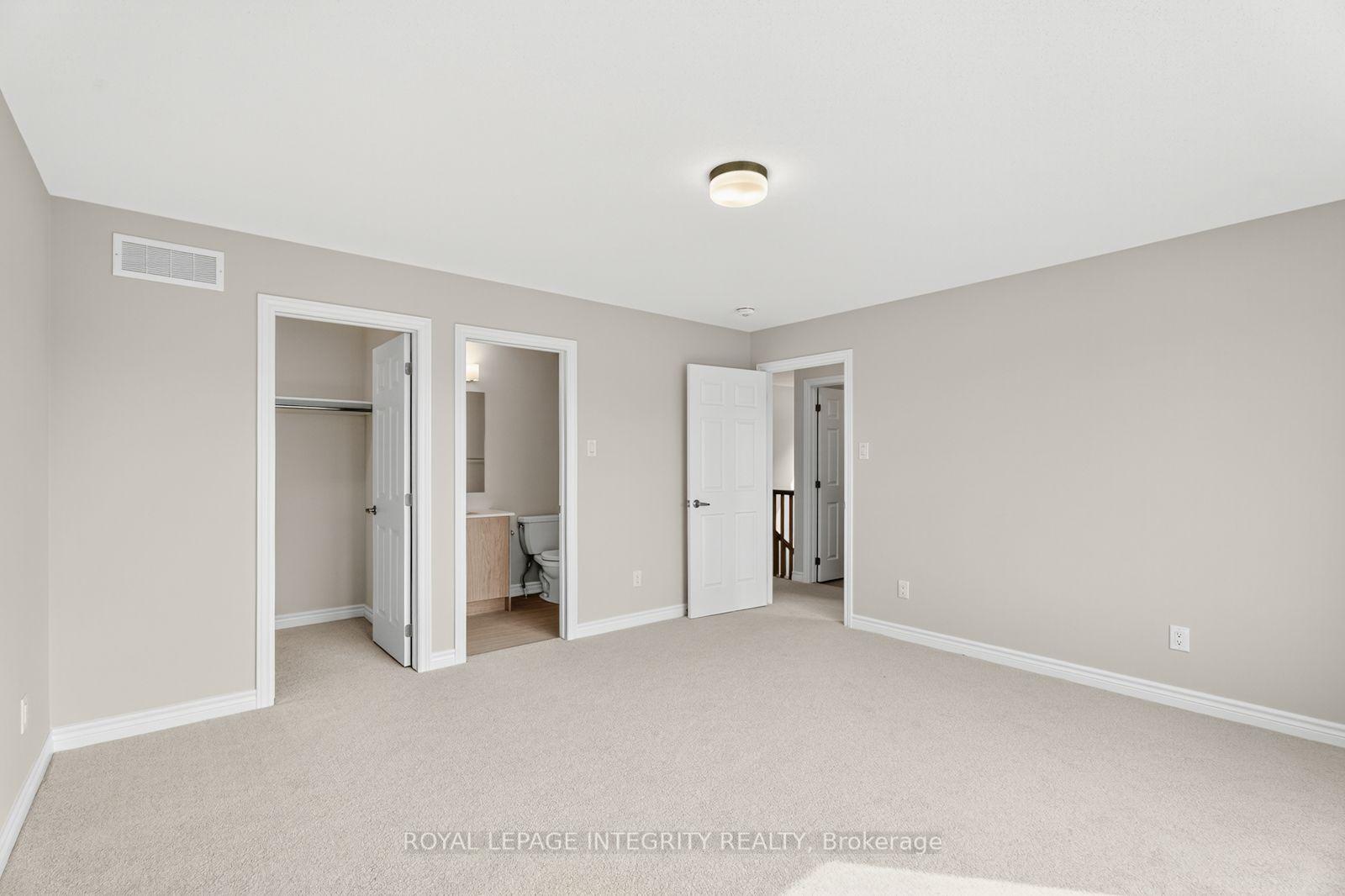 Photo 20 of 335 Les Emmerson Drive, Ottawa, Barrhaven - Heritage Park — HOMEH