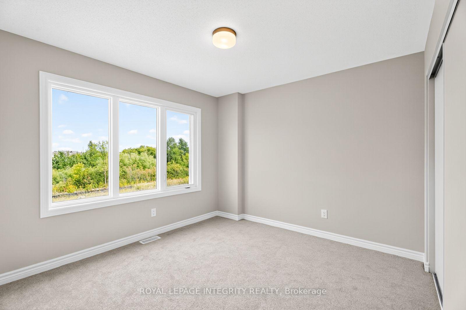 Photo 29 of 335 Les Emmerson Drive, Ottawa, Barrhaven - Heritage Park — HOMEH