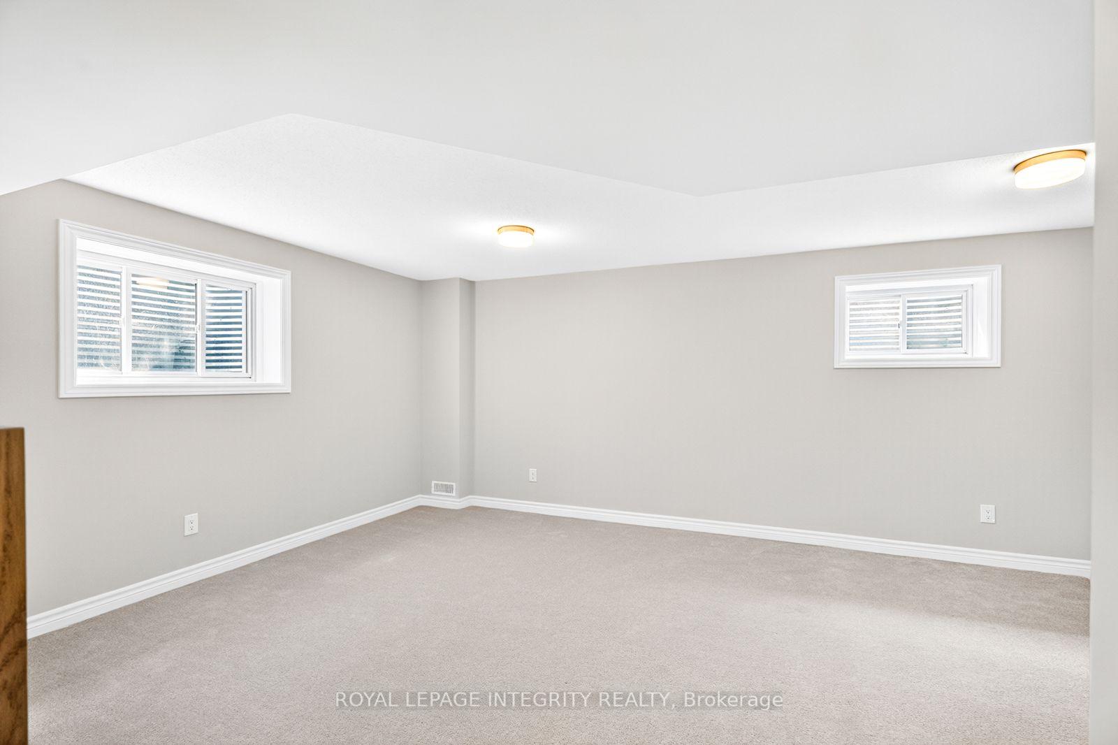 Photo 33 of 335 Les Emmerson Drive, Ottawa, Barrhaven - Heritage Park — HOMEH