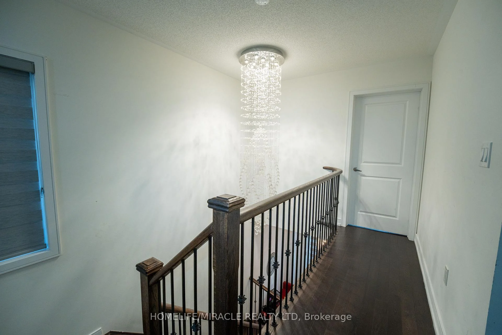 Photo 17 of 23 Hendricks Crescent, Brampton, Fletcher's West — HOMEH