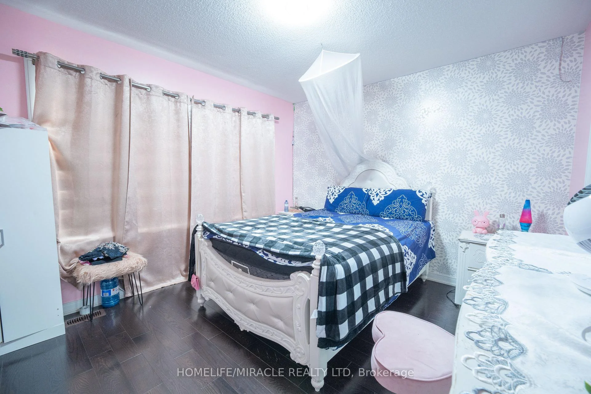 Photo 21 of 23 Hendricks Crescent, Brampton, Fletcher's West — HOMEH