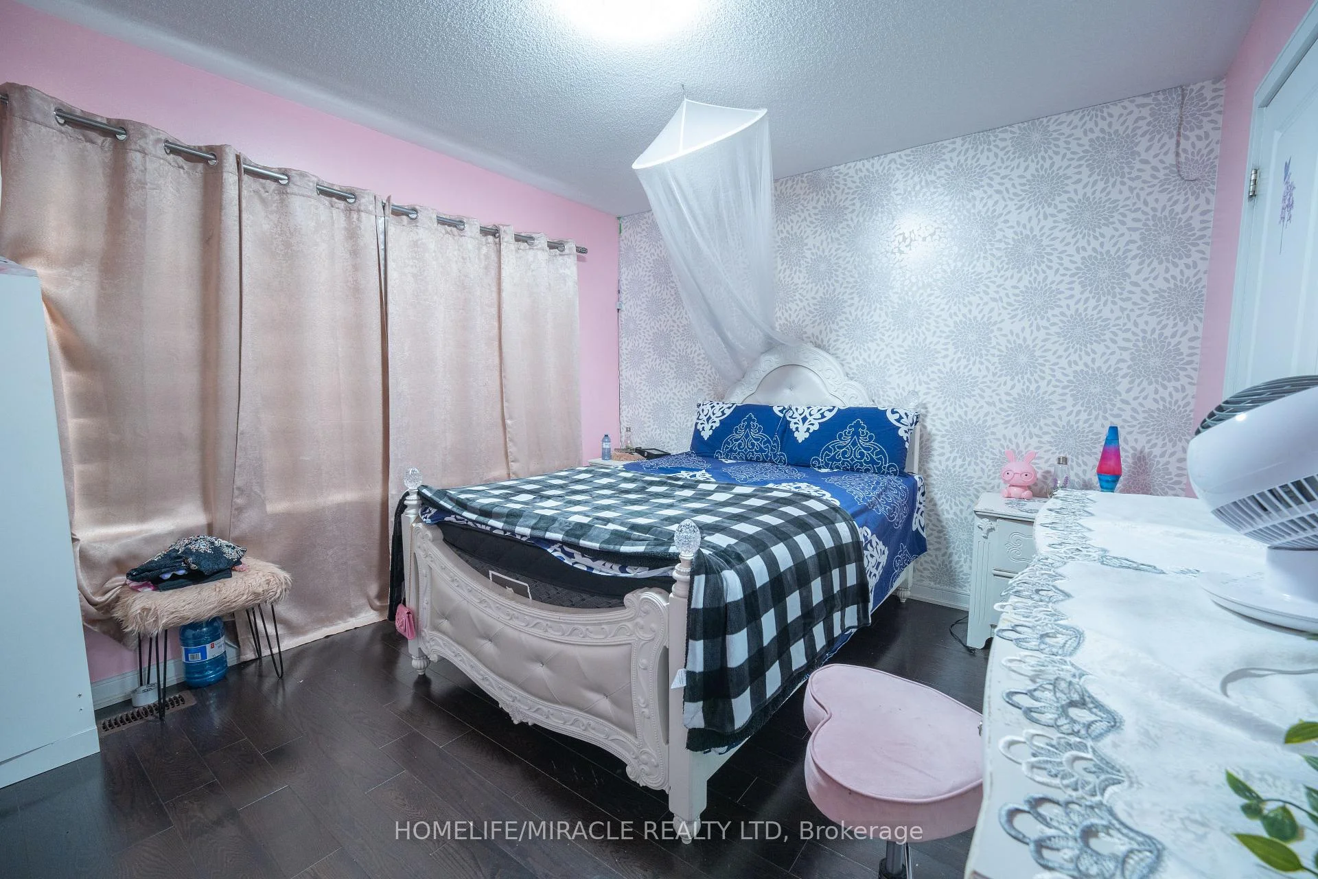 Photo 22 of 23 Hendricks Crescent, Brampton, Fletcher's West — HOMEH