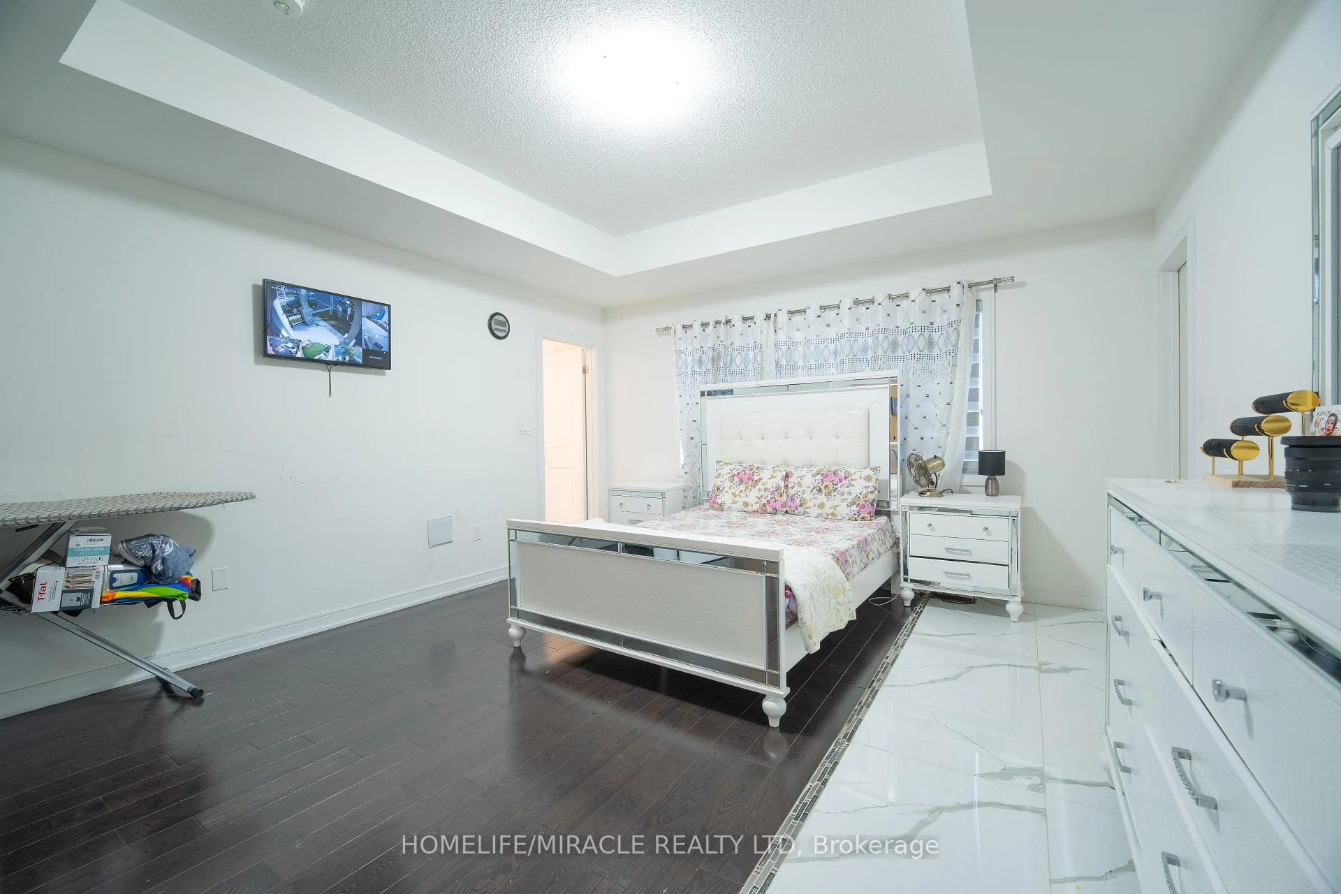 Photo 30 of 23 Hendricks Crescent, Brampton, Fletcher's West — HOMEH