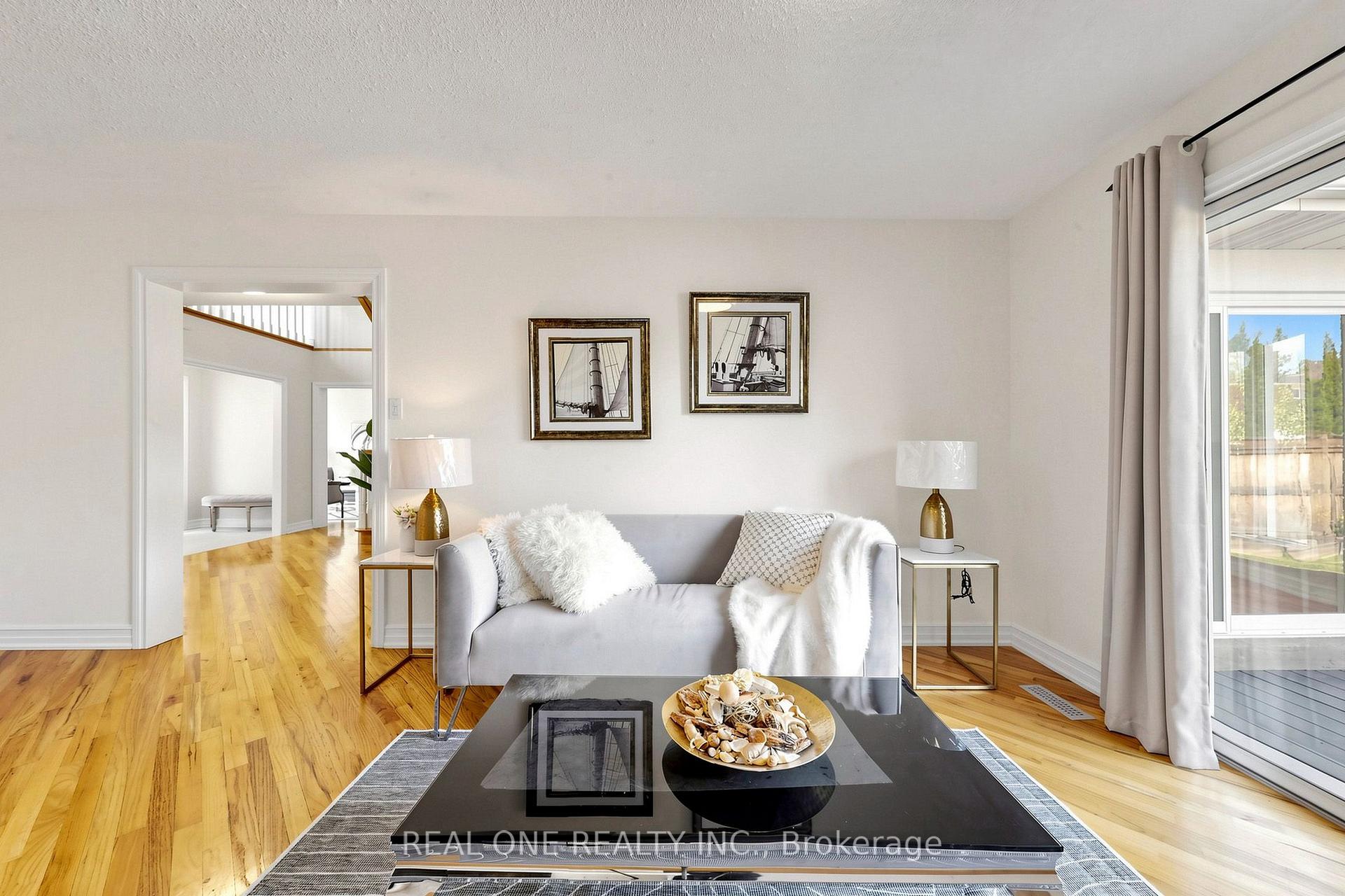 Photo 10 of 1213 Rosethorne Road, Oakville, Glen Abbey — HOMEH