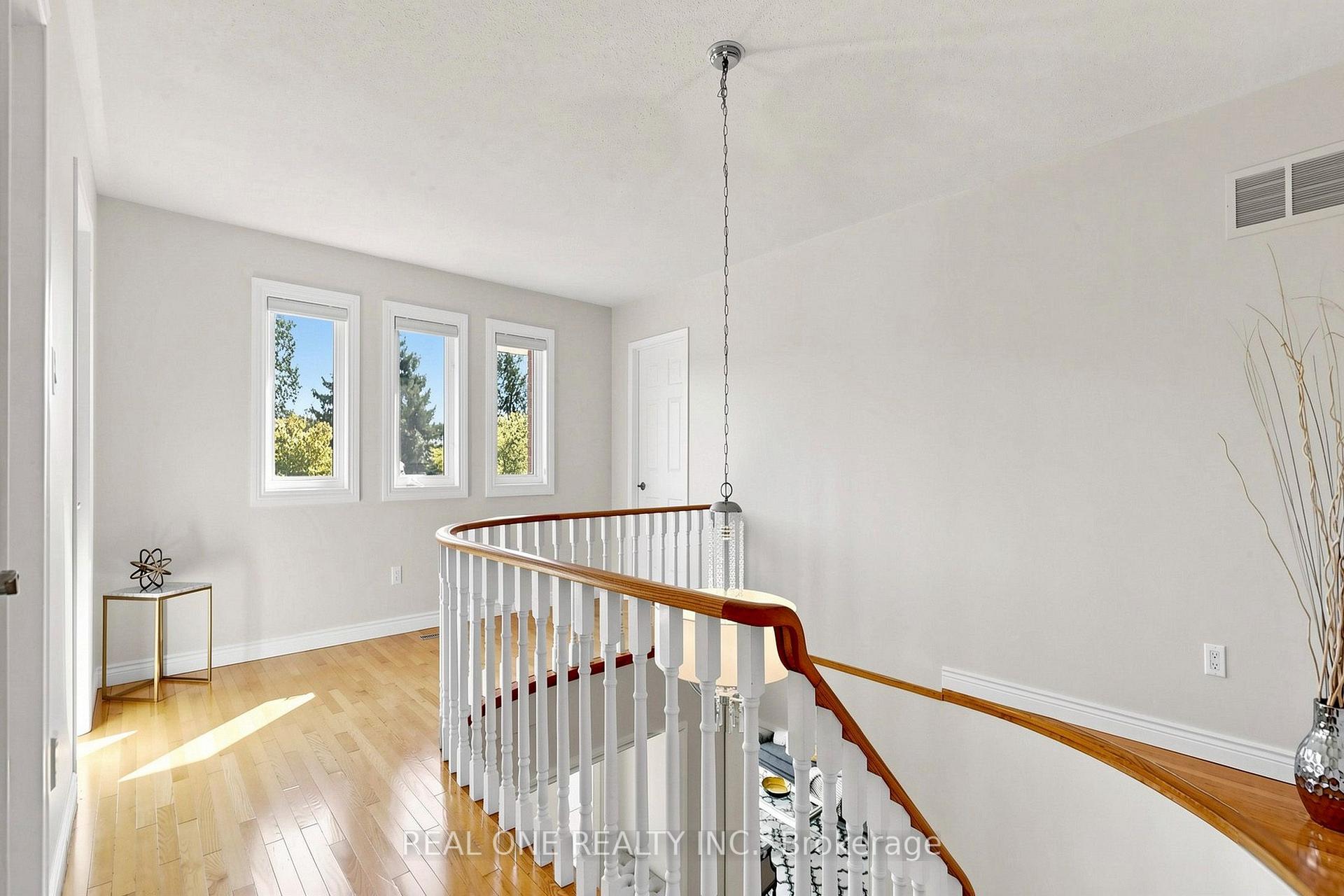 Photo 21 of 1213 Rosethorne Road, Oakville, Glen Abbey — HOMEH