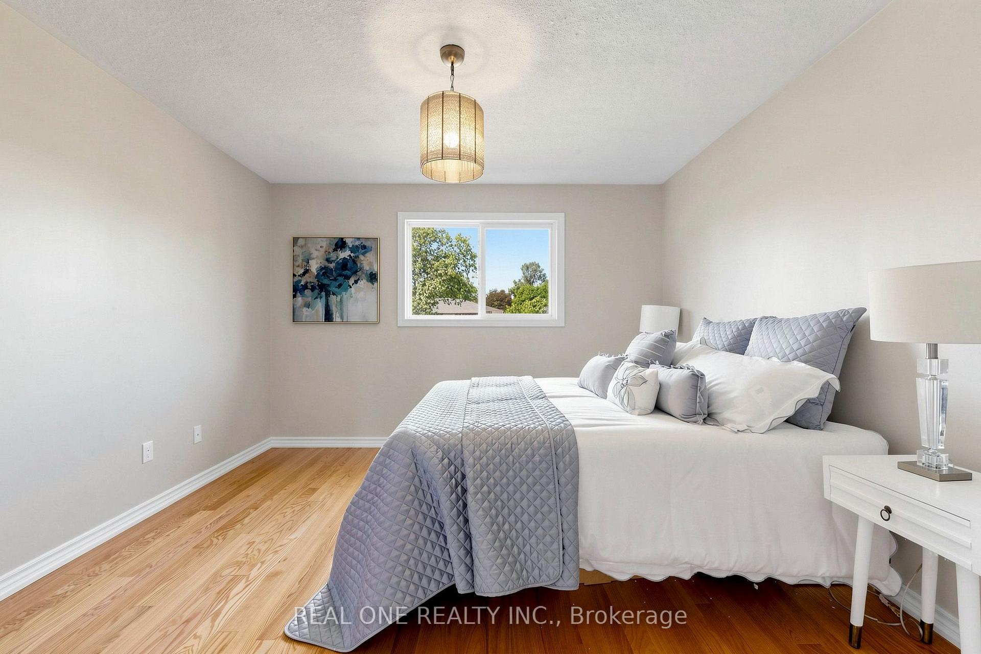 Photo 26 of 1213 Rosethorne Road, Oakville, Glen Abbey — HOMEH
