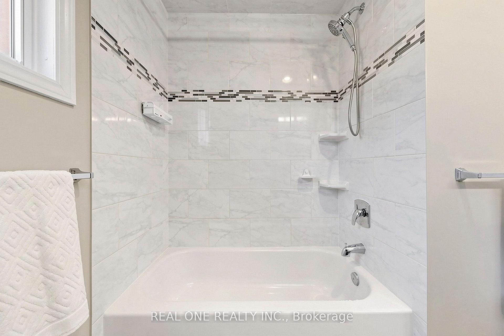 Photo 32 of 1213 Rosethorne Road, Oakville, Glen Abbey — HOMEH