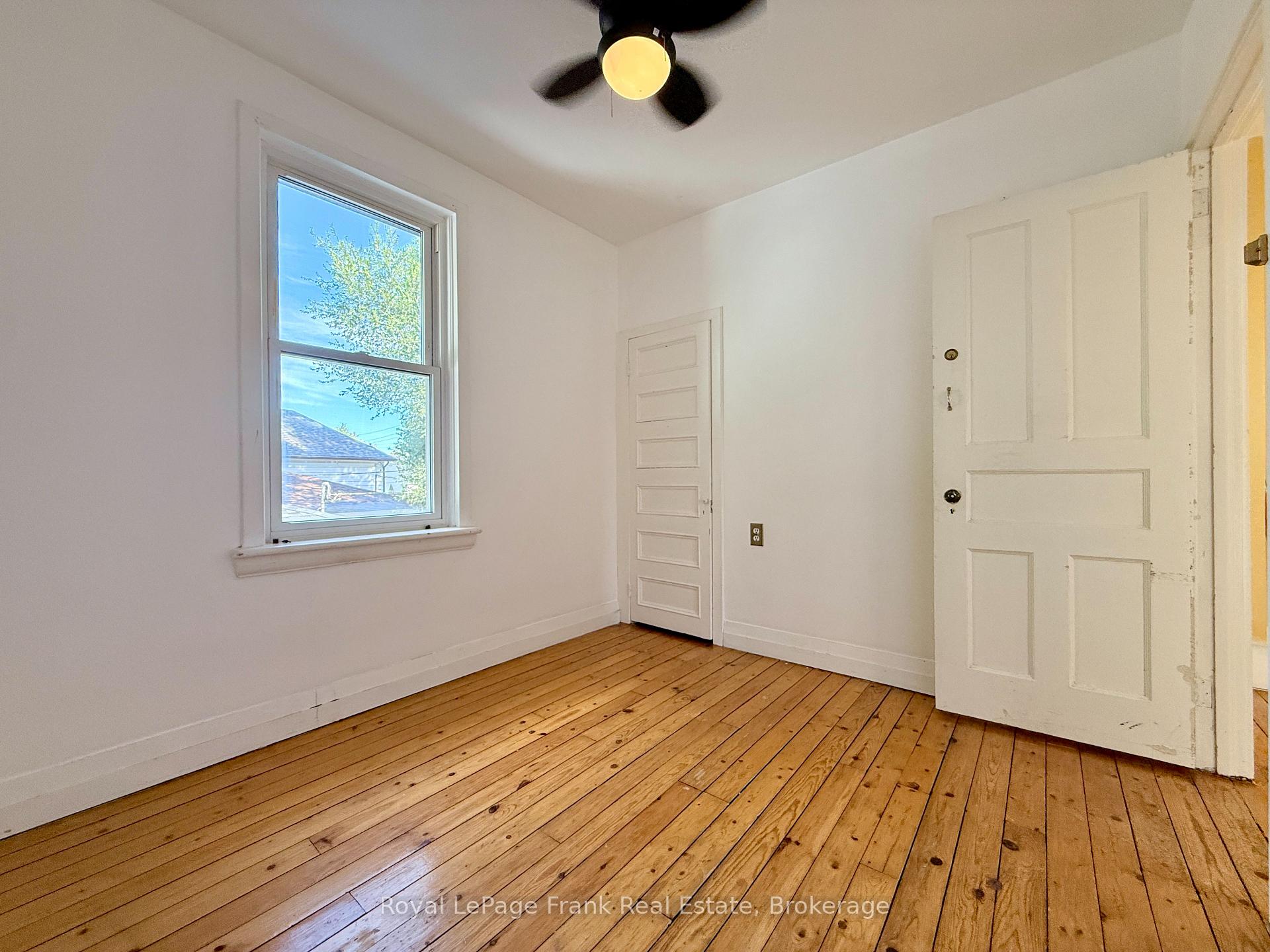 Photo 21 of 672 Romaine Street, Peterborough, Otonabee Ward 1 — HOMEH