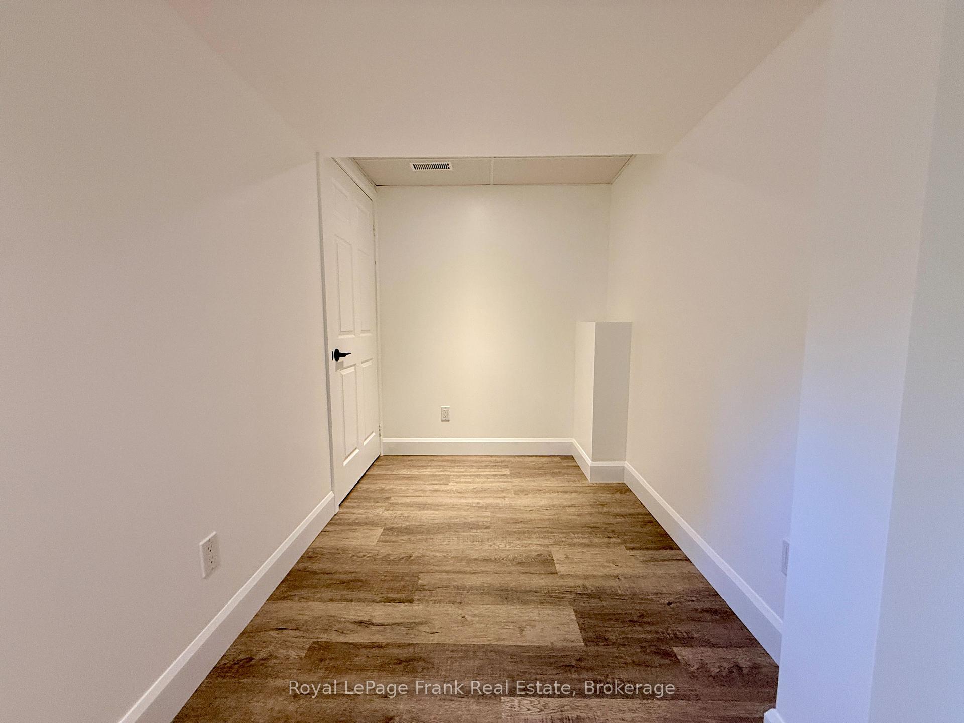 Photo 32 of 672 Romaine Street, Peterborough, Otonabee Ward 1 — HOMEH