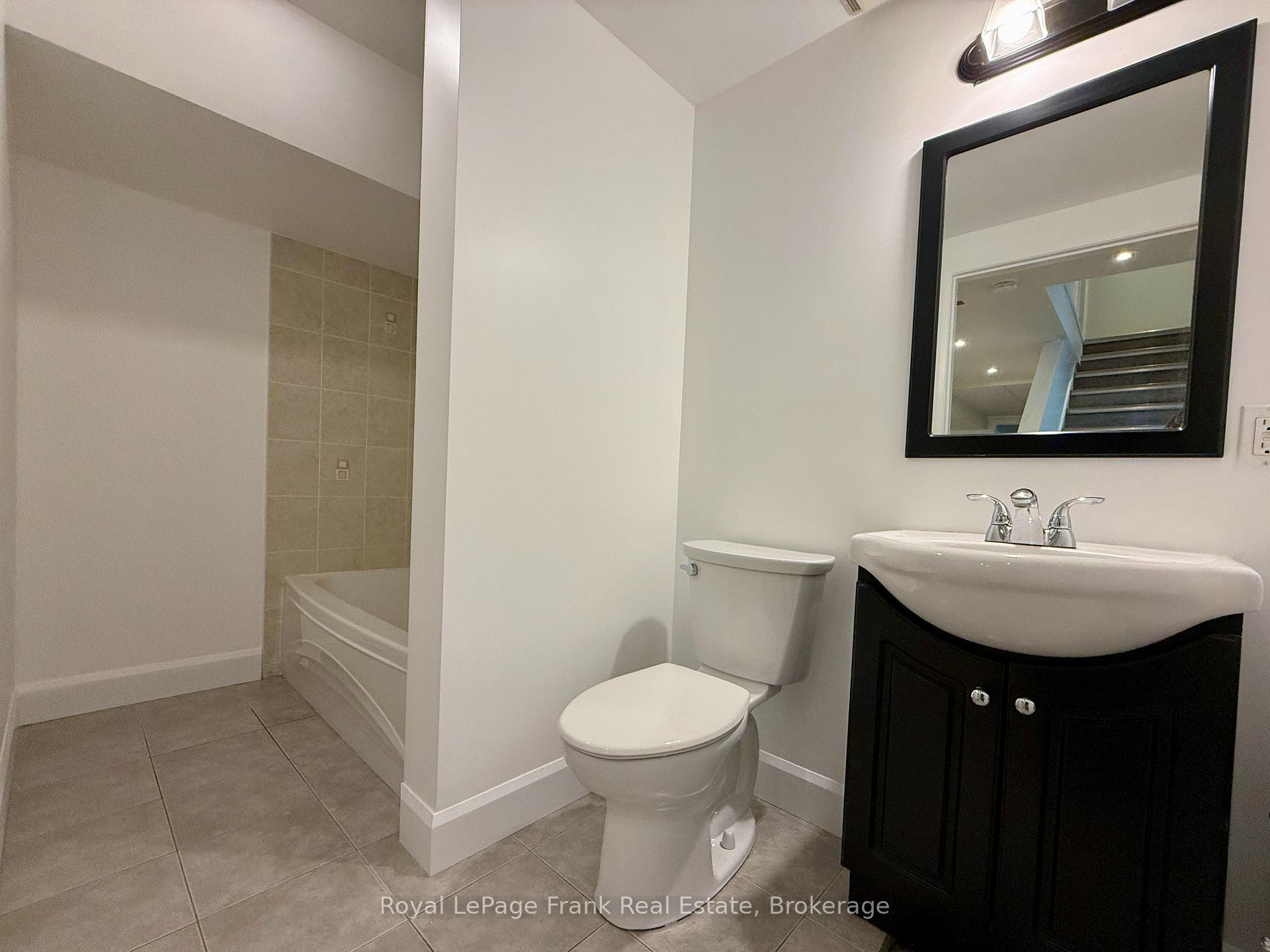 Photo 29 of 672 Romaine Street, Peterborough, Otonabee Ward 1 — HOMEH