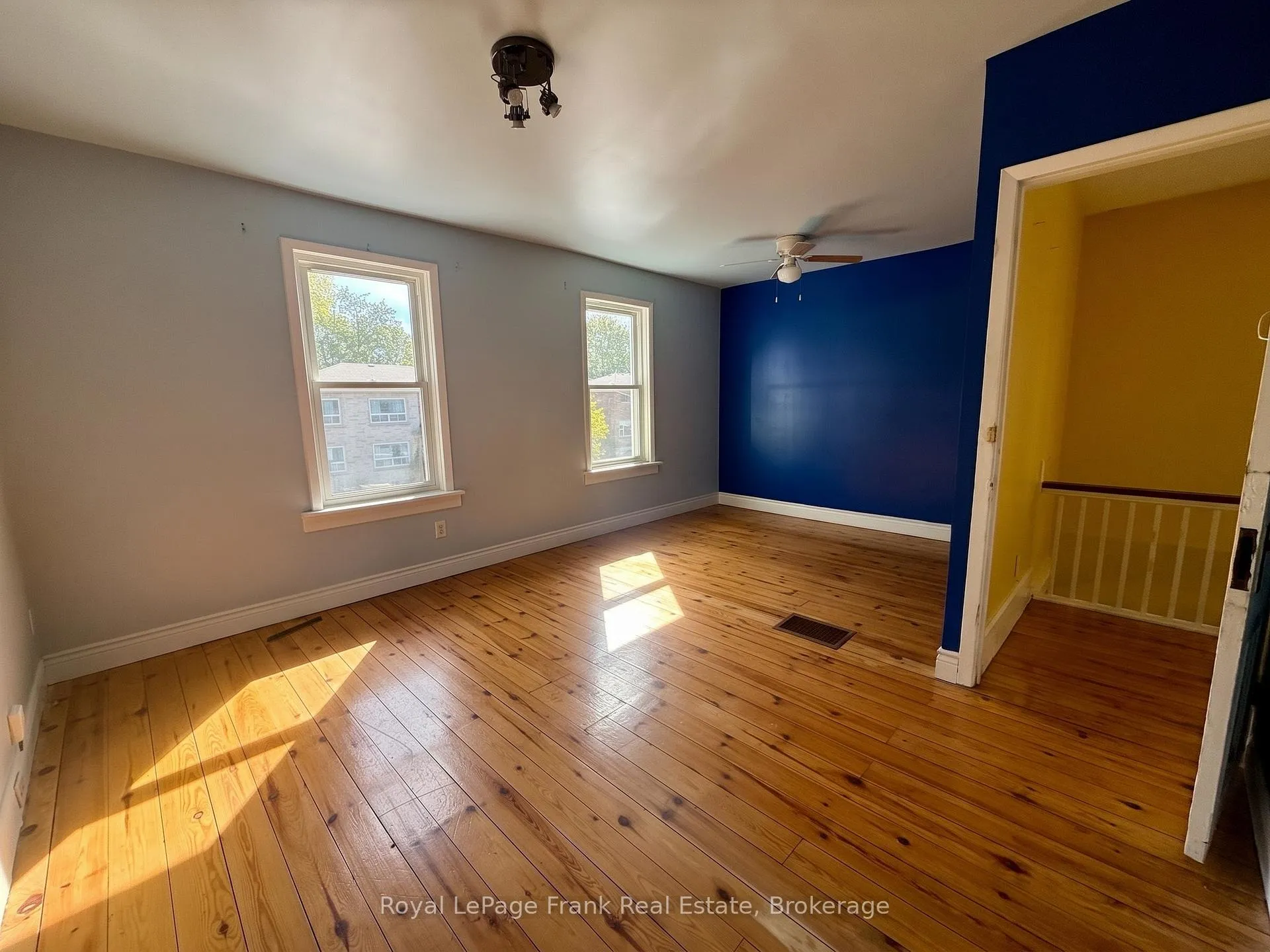 Photo 20 of 672 Romaine Street, Peterborough, Otonabee Ward 1 — HOMEH