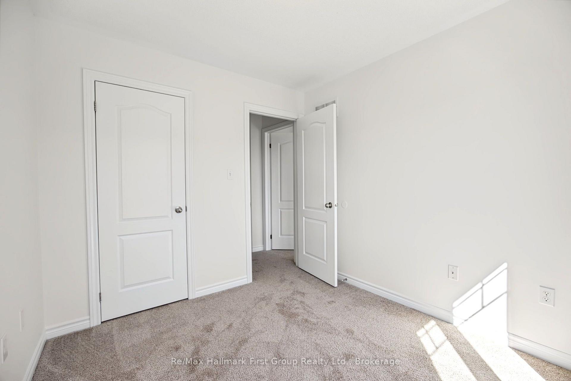Photo 41 of 36 Katerson Lane, Clarington, Courtice — HOMEH