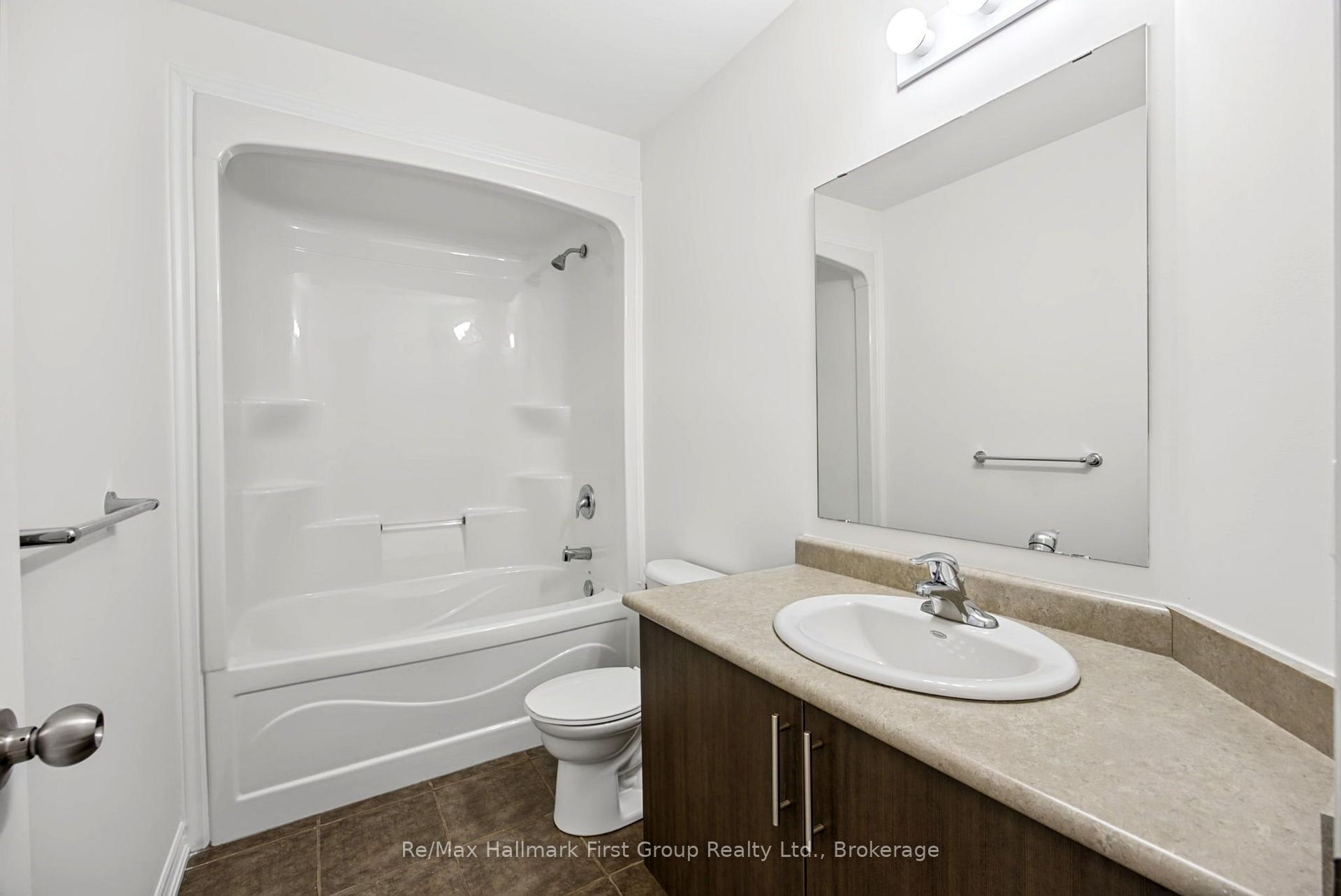 Photo 44 of 36 Katerson Lane, Clarington, Courtice — HOMEH