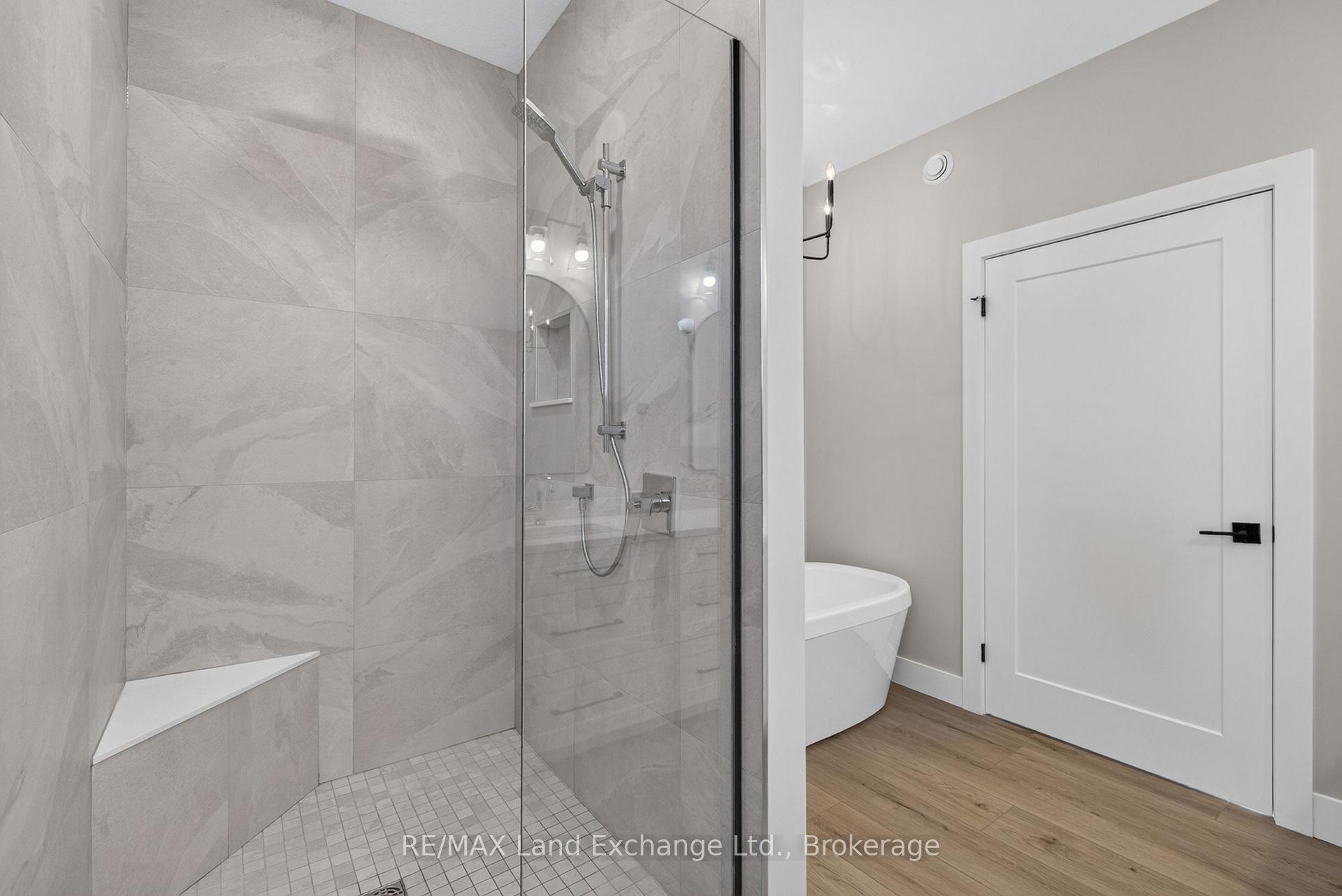 Photo 16 of 48 Mctavish Crescent, Huron-Kinloss — HOMEH