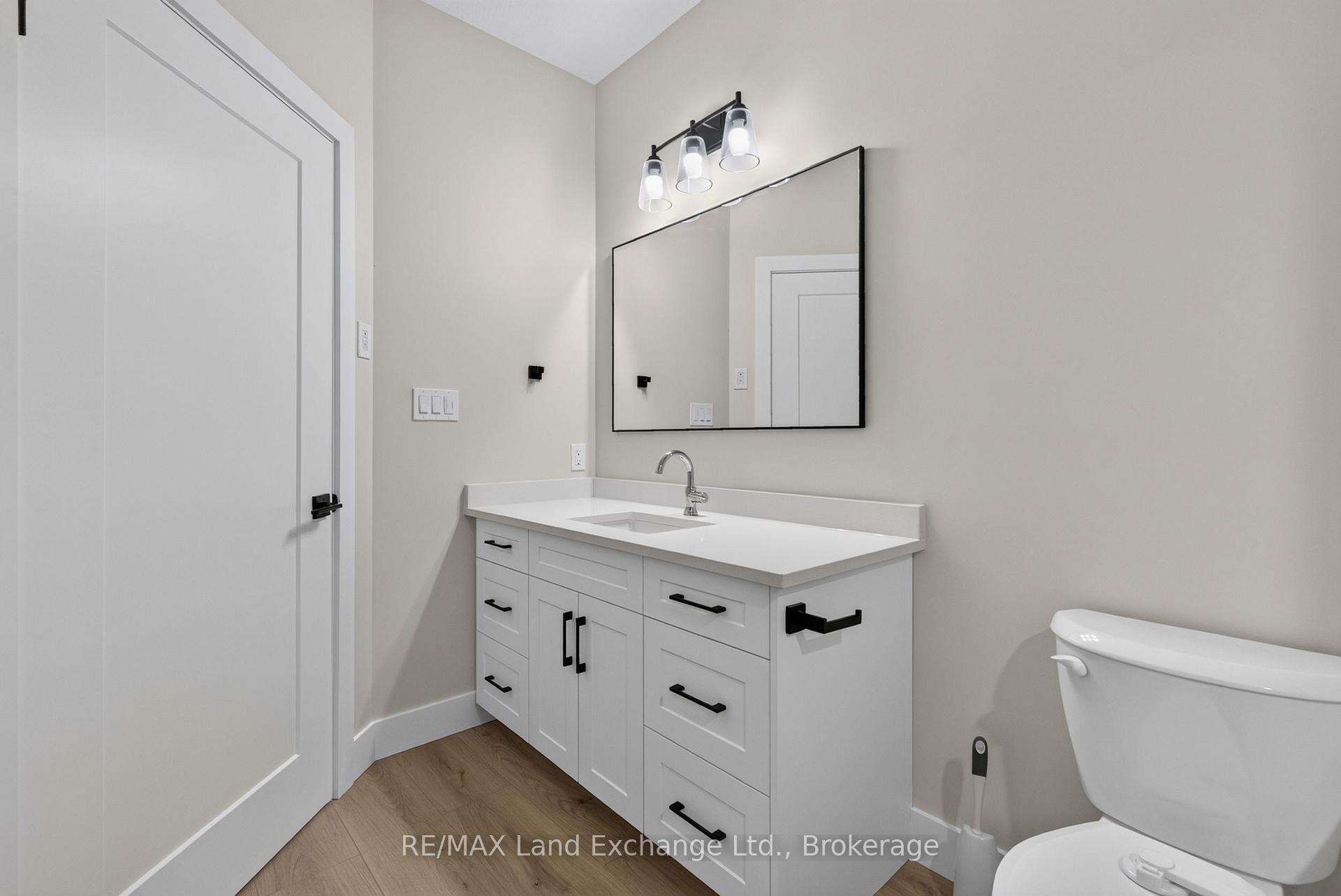 Photo 20 of 48 Mctavish Crescent, Huron-Kinloss — HOMEH