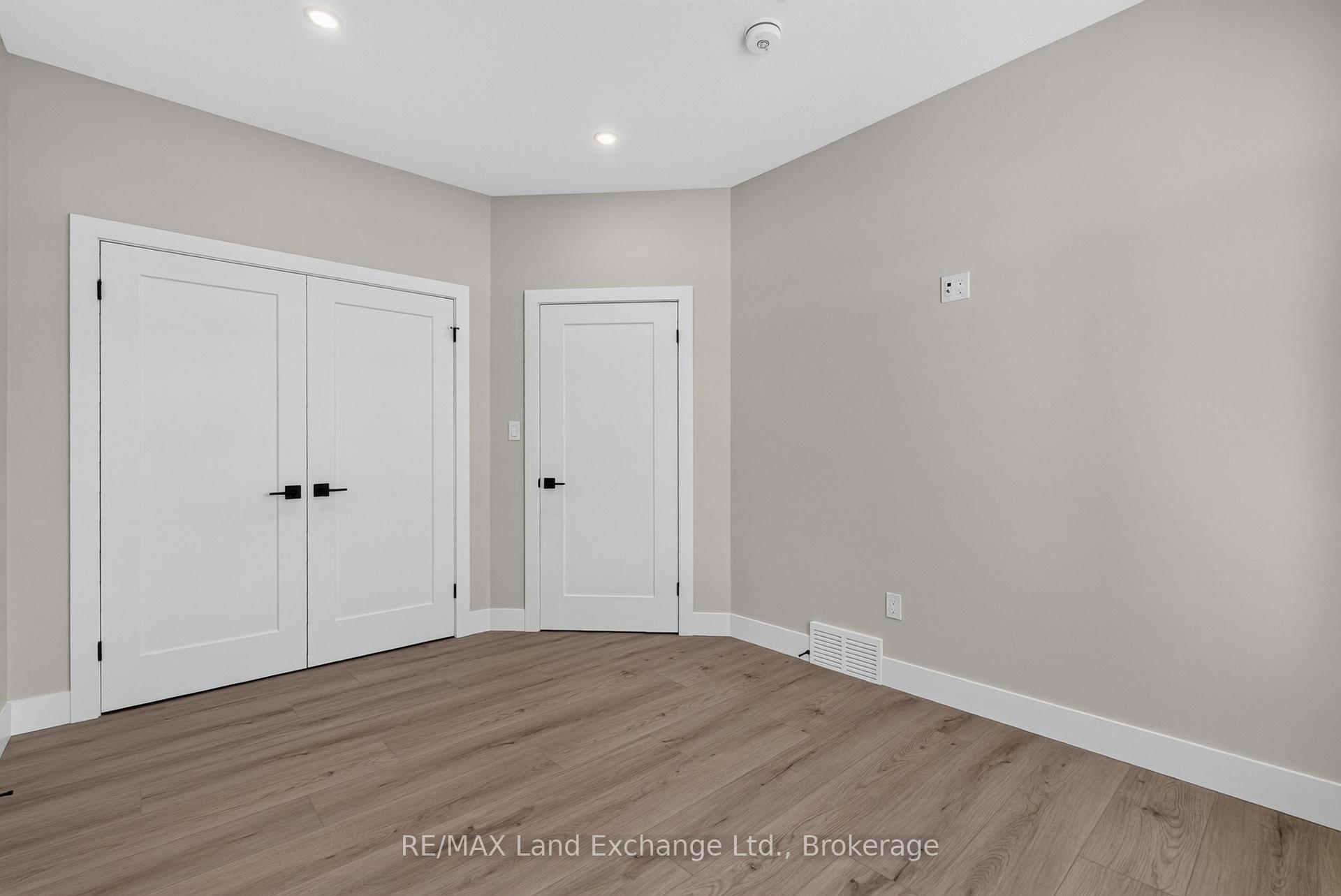 Photo 23 of 48 Mctavish Crescent, Huron-Kinloss — HOMEH