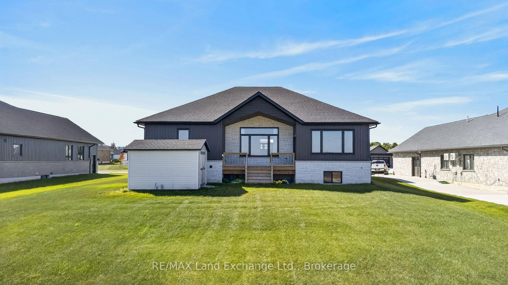 Photo 41 of 48 Mctavish Crescent, Huron-Kinloss — HOMEH