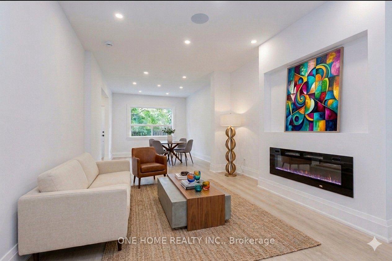 Photo 5 of 7 Methuen Avenue, Toronto, Lambton Baby Point — HOMEH