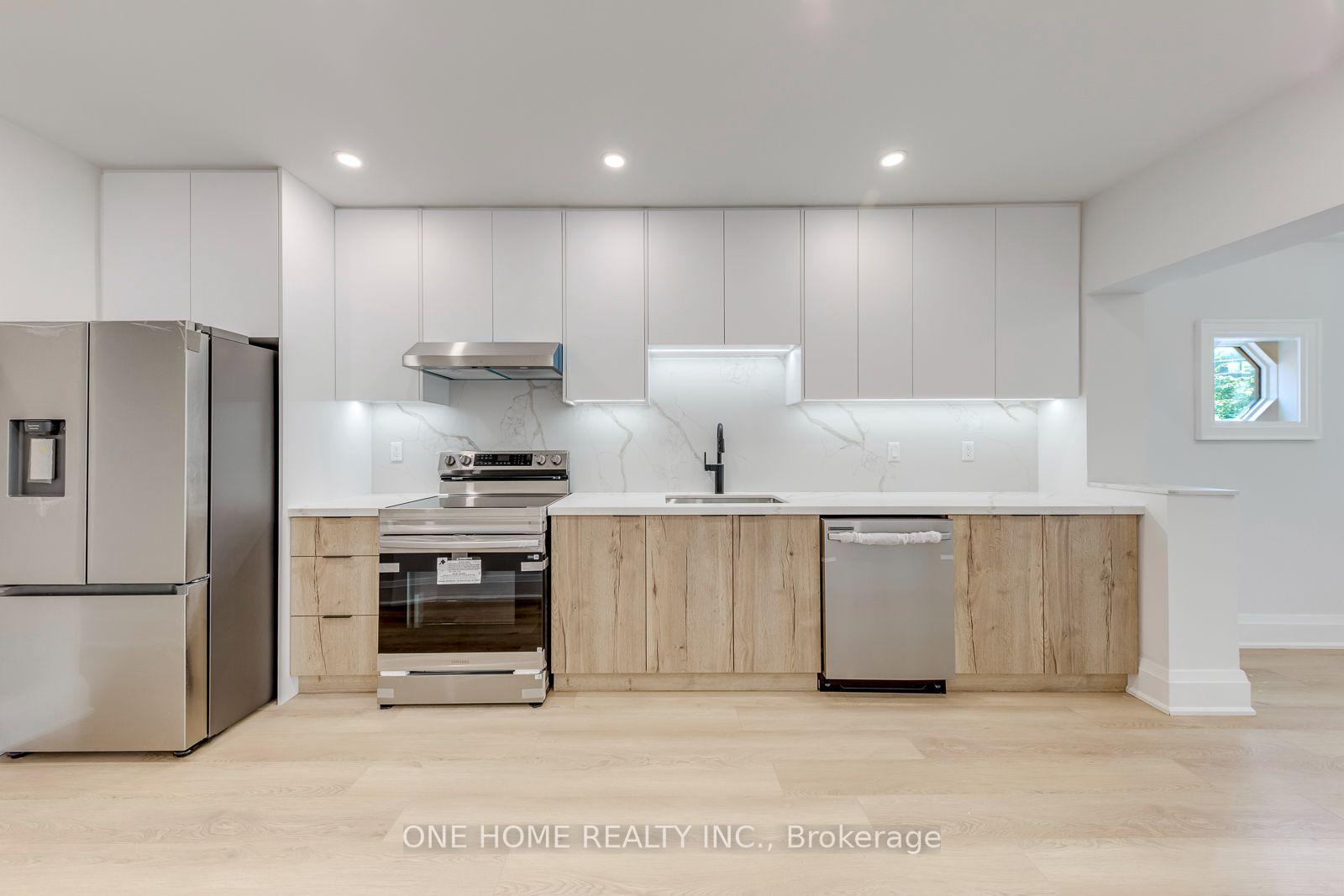 Photo 6 of 7 Methuen Avenue, Toronto, Lambton Baby Point — HOMEH
