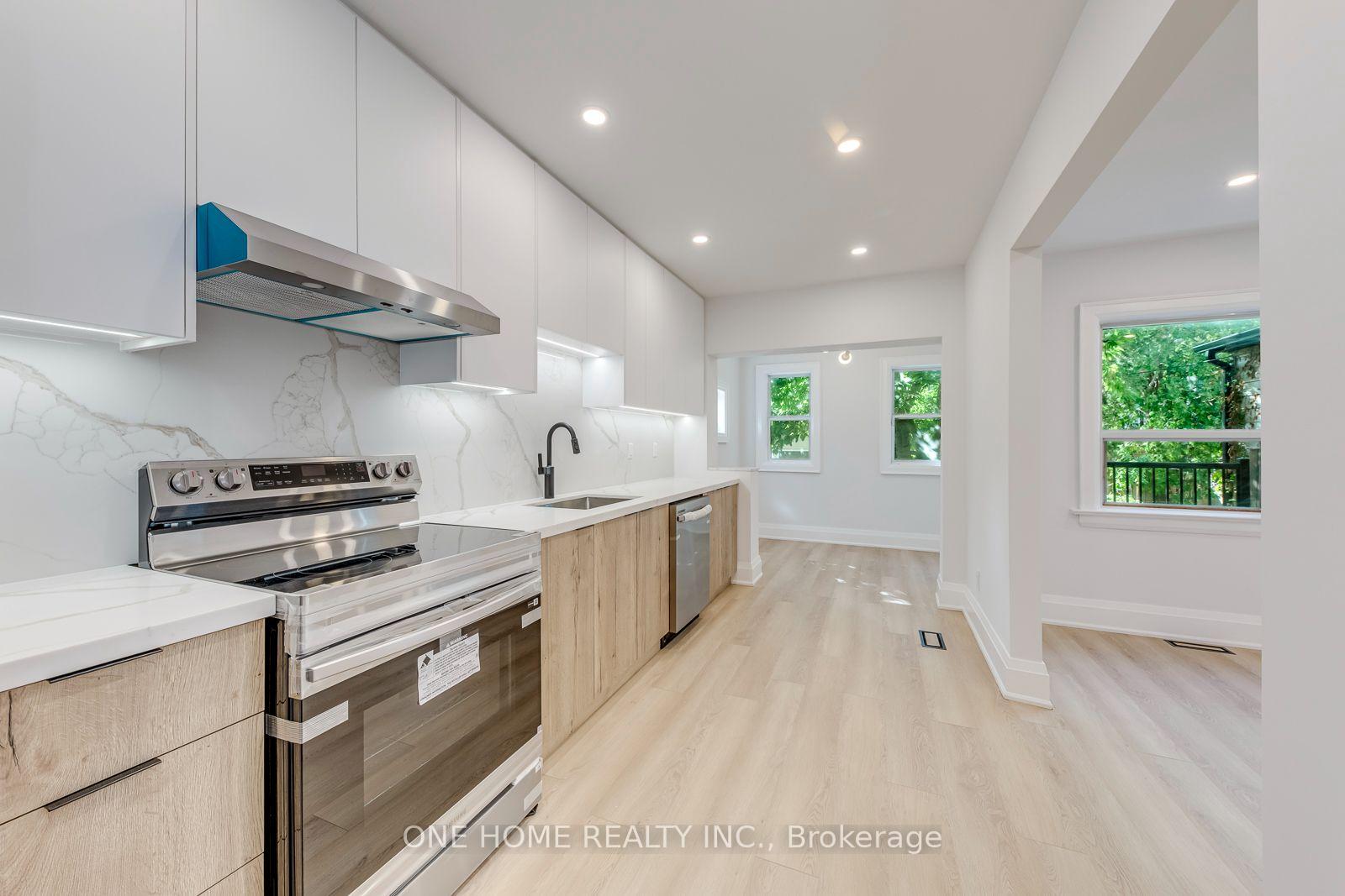 Photo 7 of 7 Methuen Avenue, Toronto, Lambton Baby Point — HOMEH