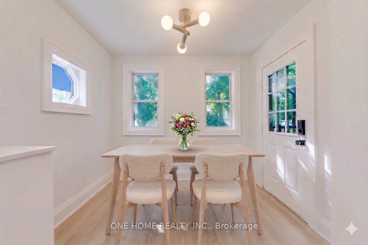 Photo 8 of 7 Methuen Avenue, Toronto, Lambton Baby Point — HOMEH