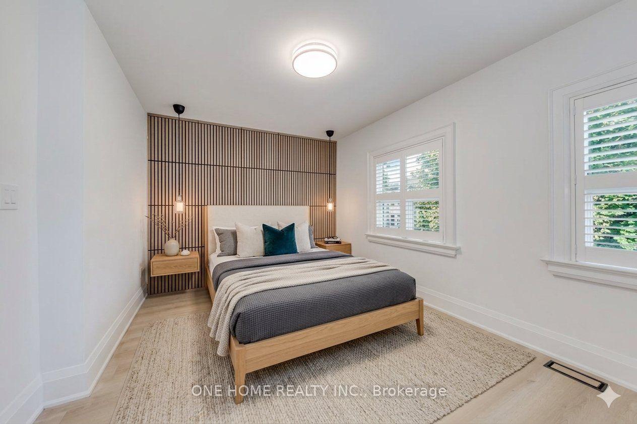 Photo 9 of 7 Methuen Avenue, Toronto, Lambton Baby Point — HOMEH