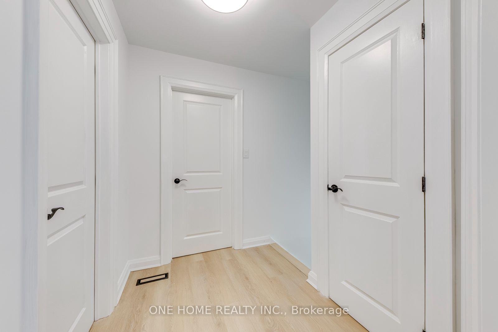 Photo 18 of 7 Methuen Avenue, Toronto, Lambton Baby Point — HOMEH
