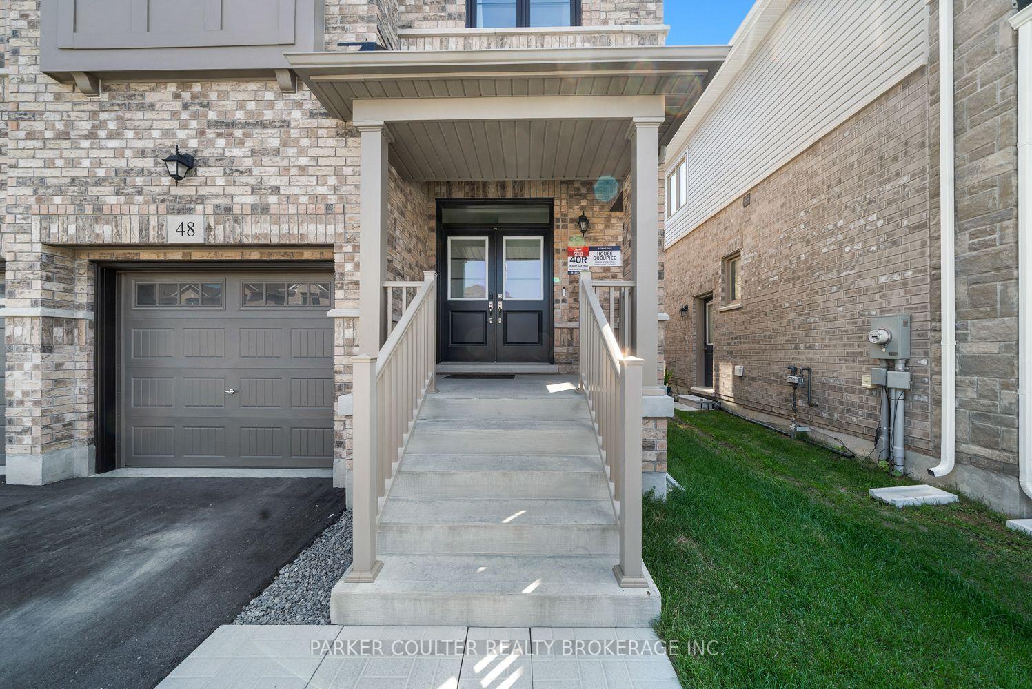 Photo 4 of 48 West Oak Trail, Barrie, Rural Barrie Southeast — HOMEH