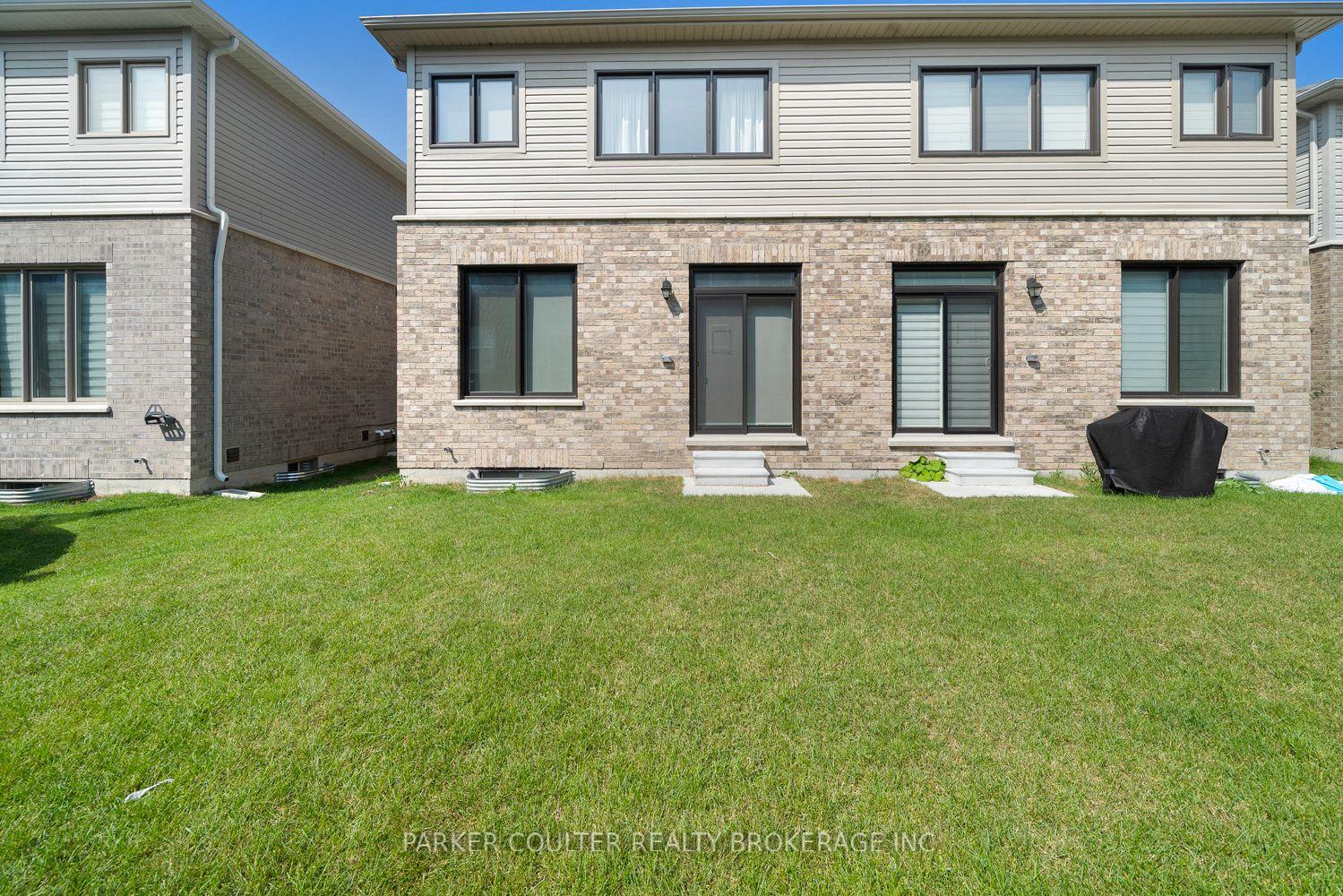 Photo 35 of 48 West Oak Trail, Barrie, Rural Barrie Southeast — HOMEH