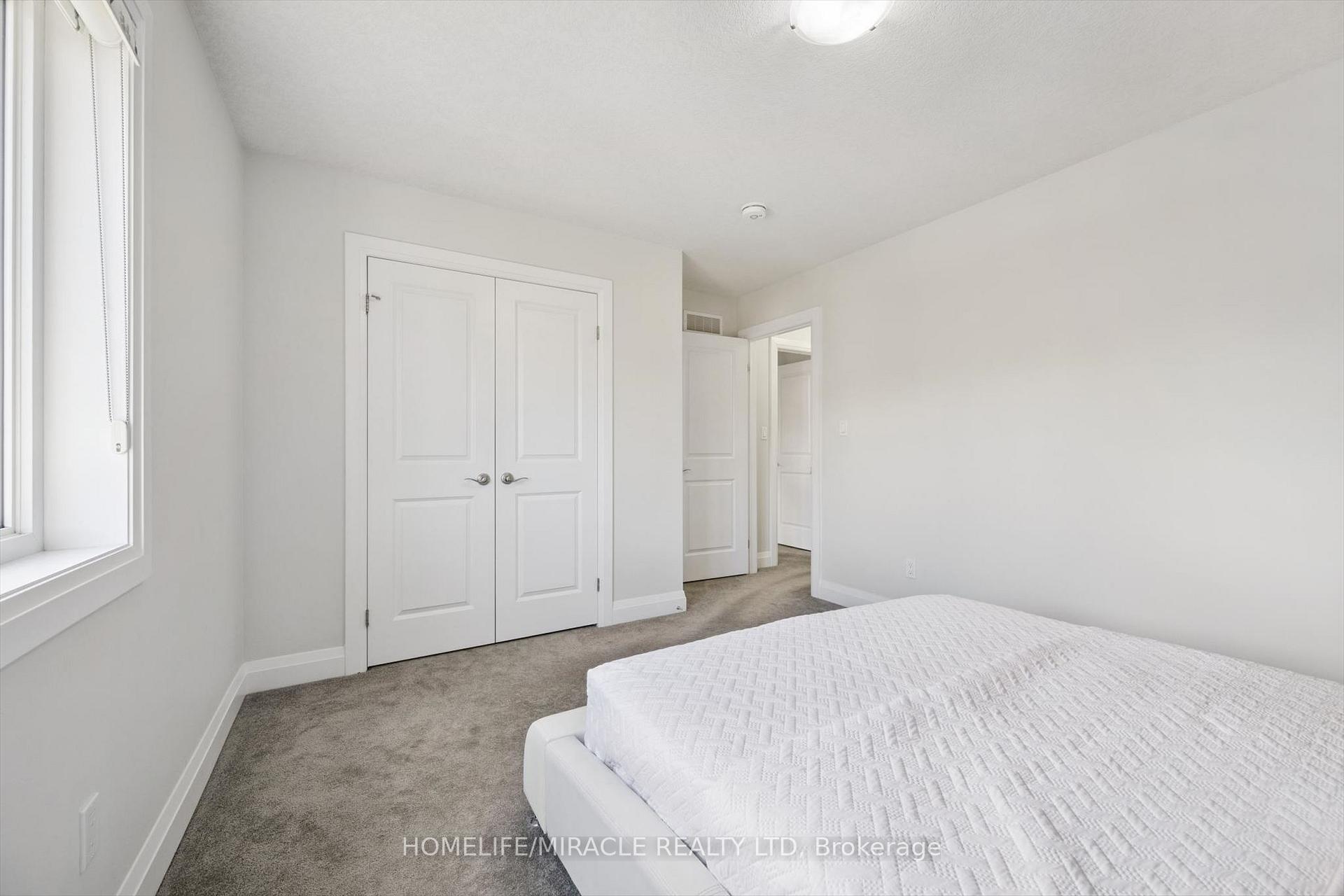 Photo 30 of 736 Wood Lily Street, Waterloo, Columbia Forest/Clair Hills — HOMEH