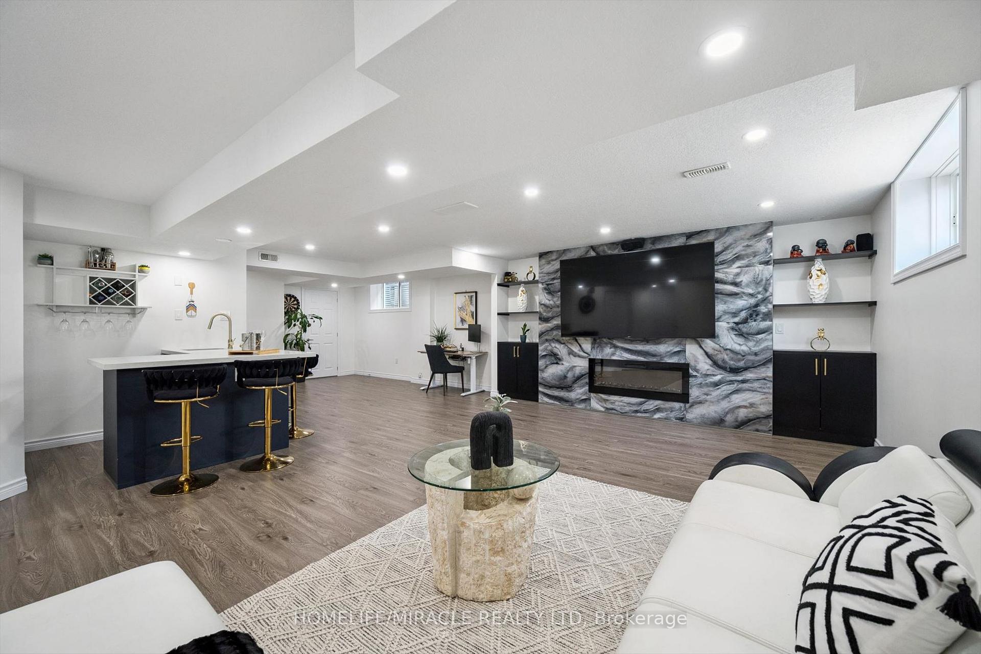 Photo 39 of 736 Wood Lily Street, Waterloo, Columbia Forest/Clair Hills — HOMEH